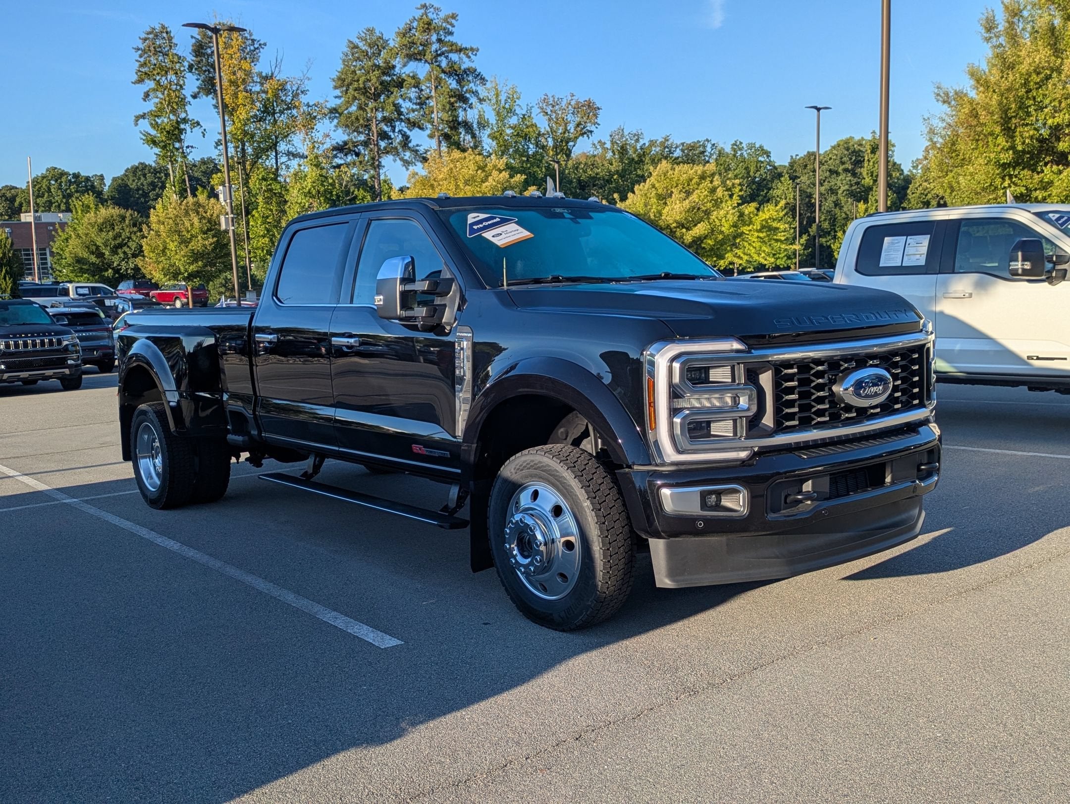 2025 Ford Super Duty F-450 DRW Platinum