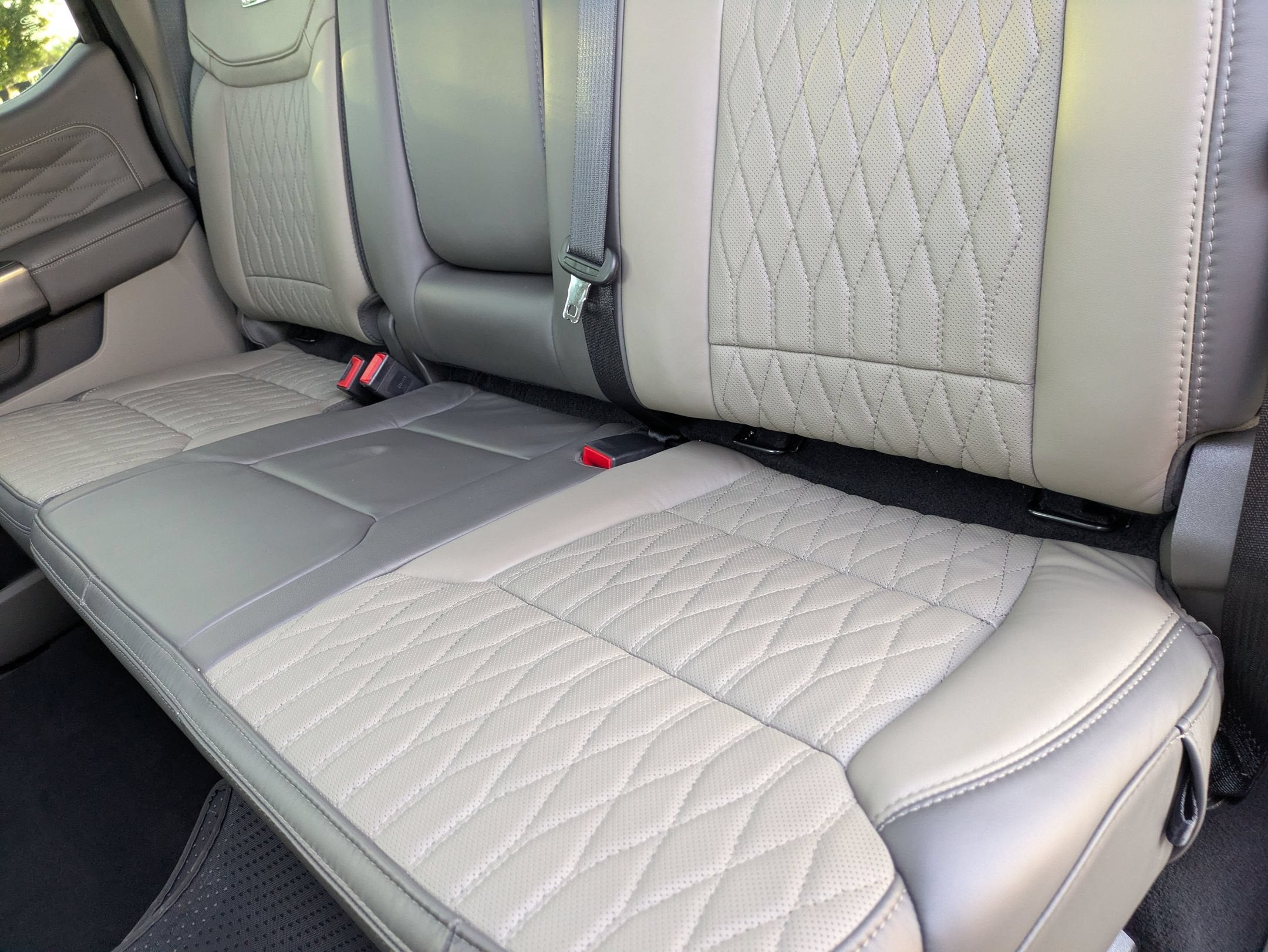 2025 Ford Super Duty F-450 DRW Platinum