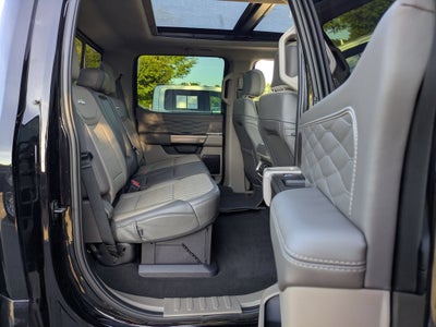 2025 Ford Super Duty F-450 DRW Platinum