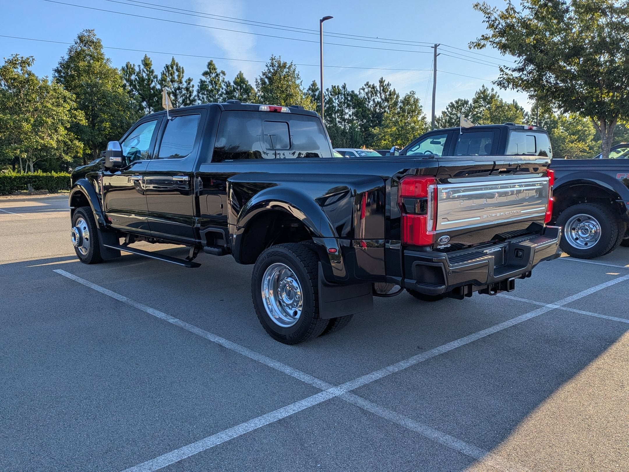 2025 Ford Super Duty F-450 DRW Platinum