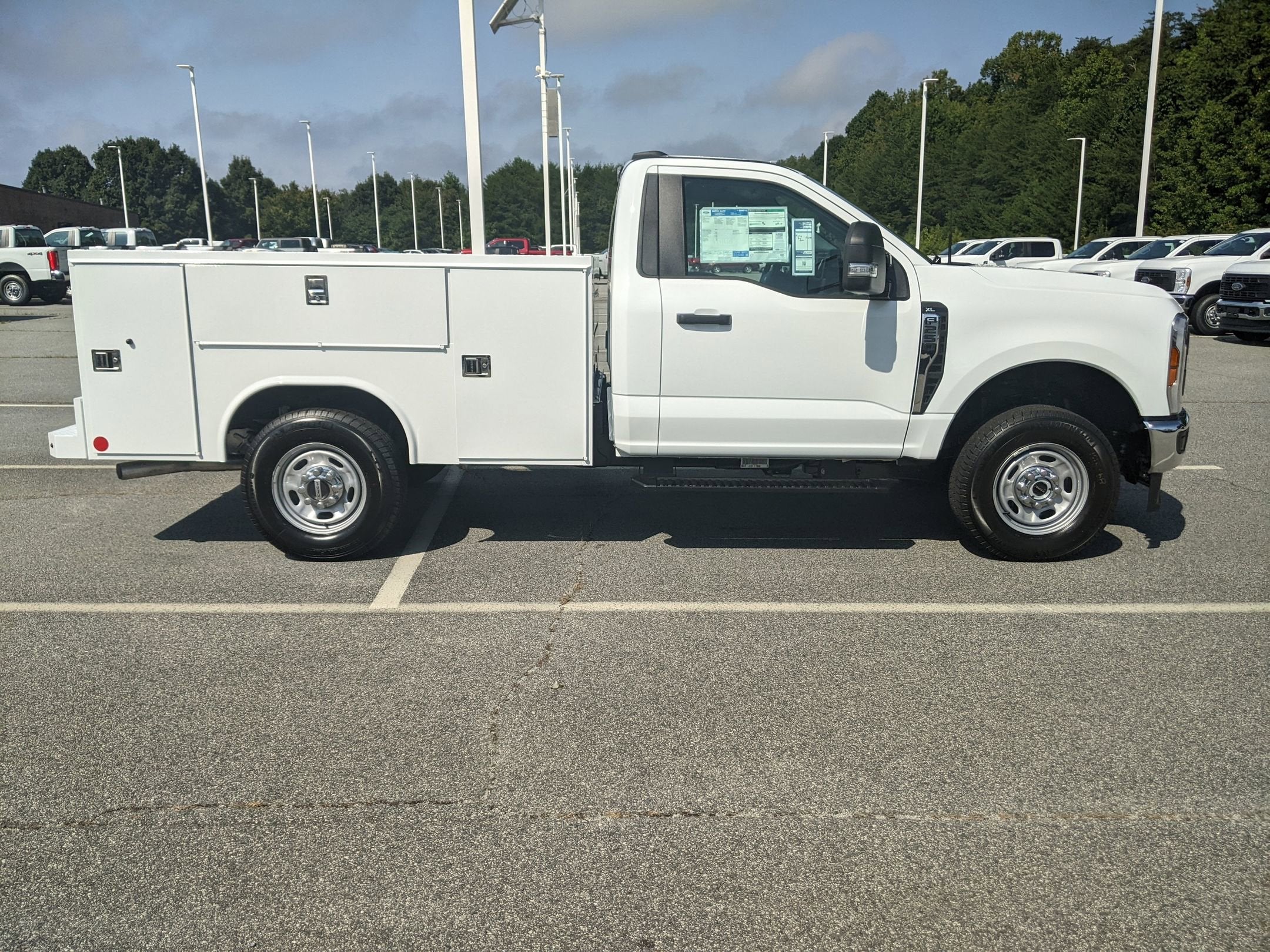 2025 Ford Super Duty F-250 SRW XL