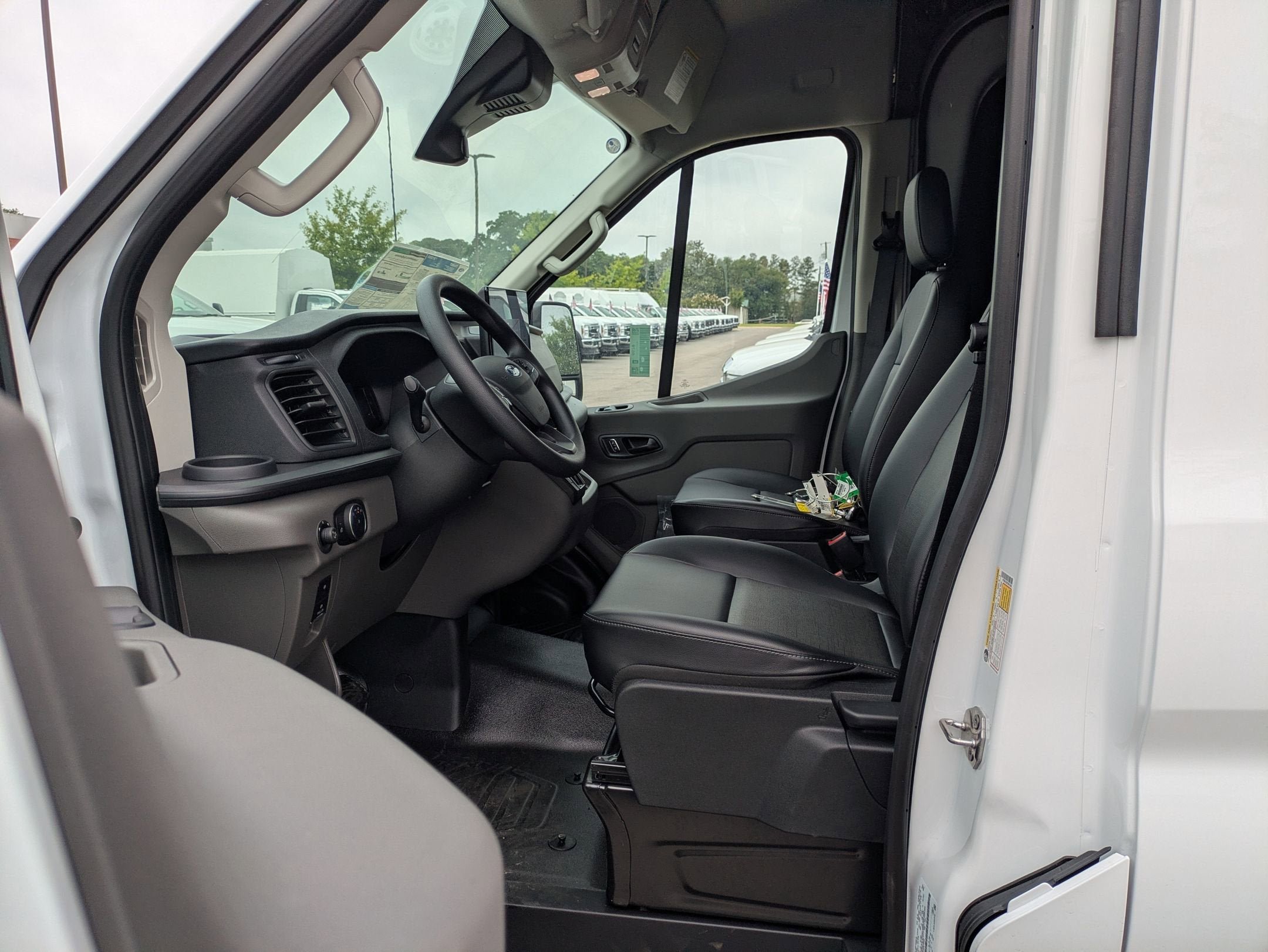 2026 Ford Transit Cargo Van Base