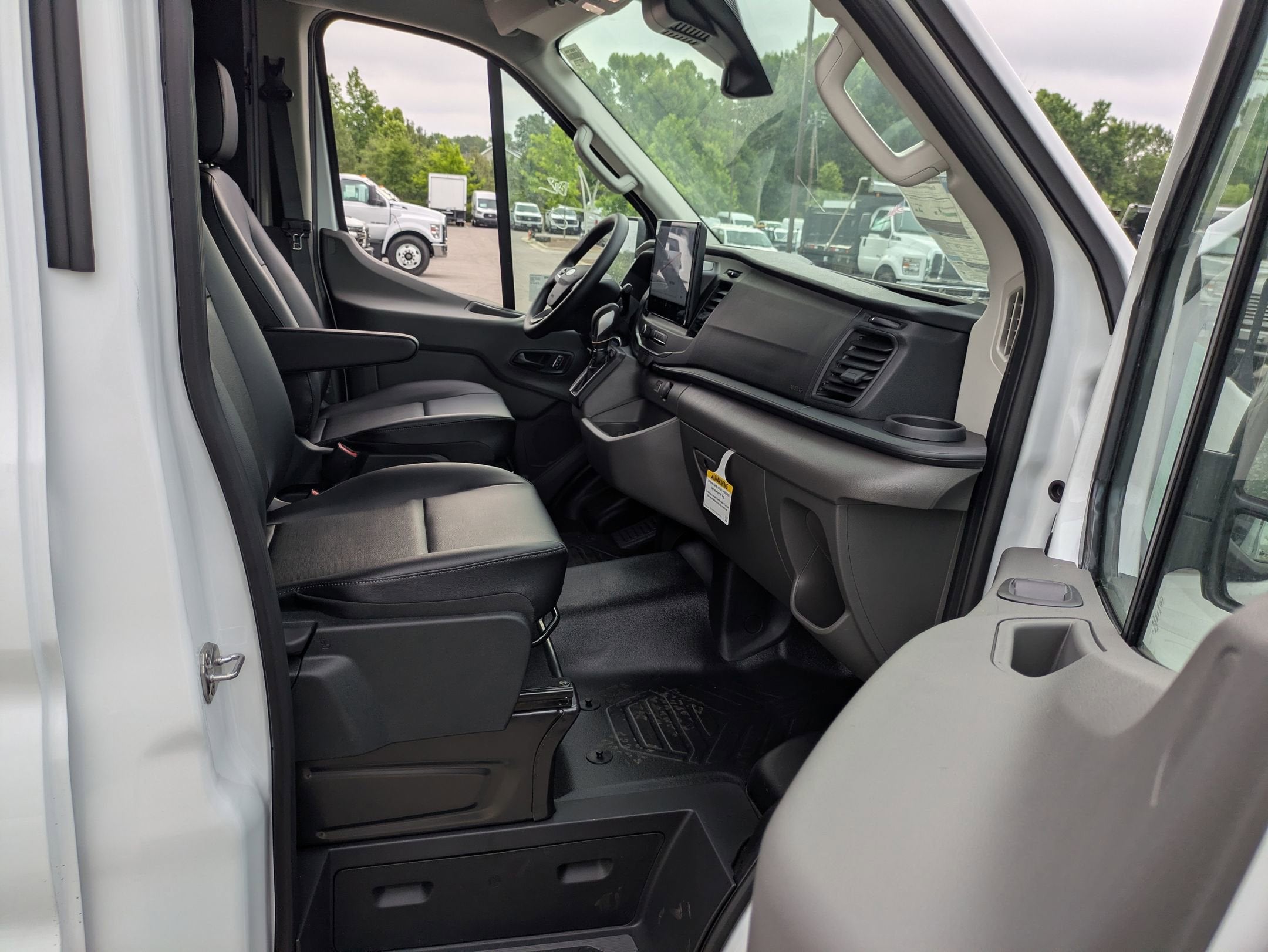 2026 Ford Transit Cargo Van Base