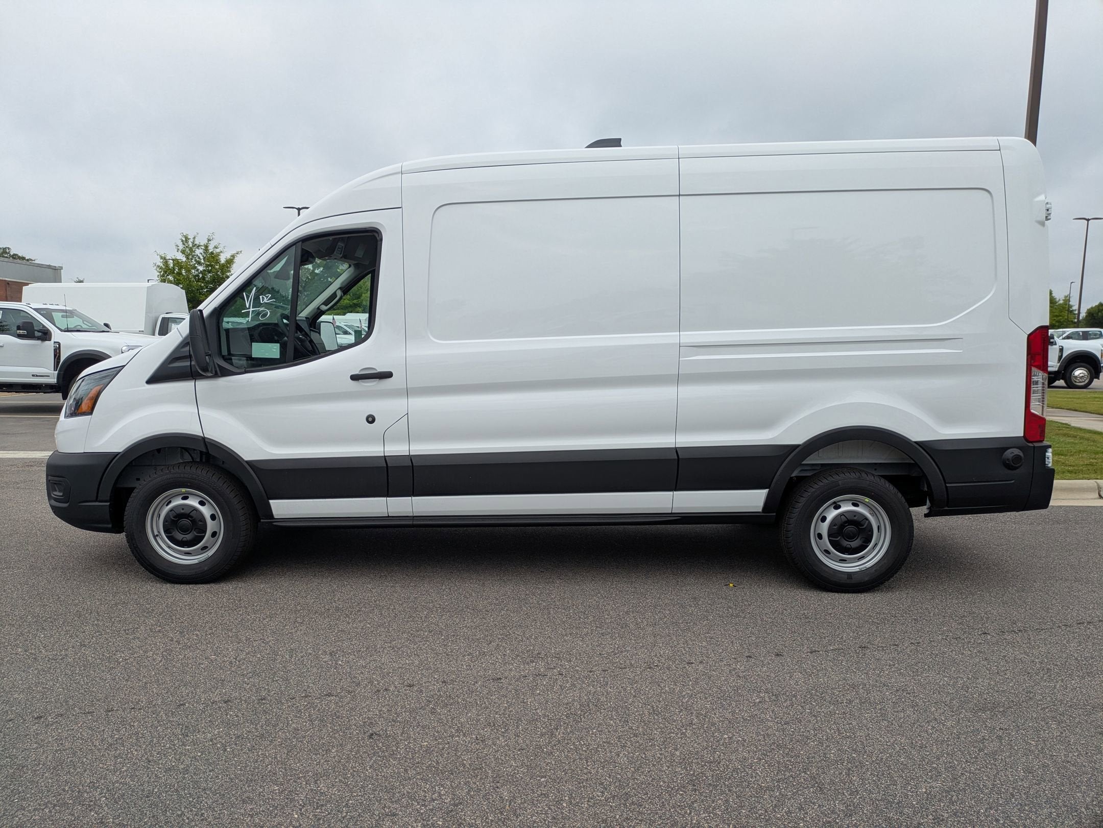 2026 Ford Transit Cargo Van Base
