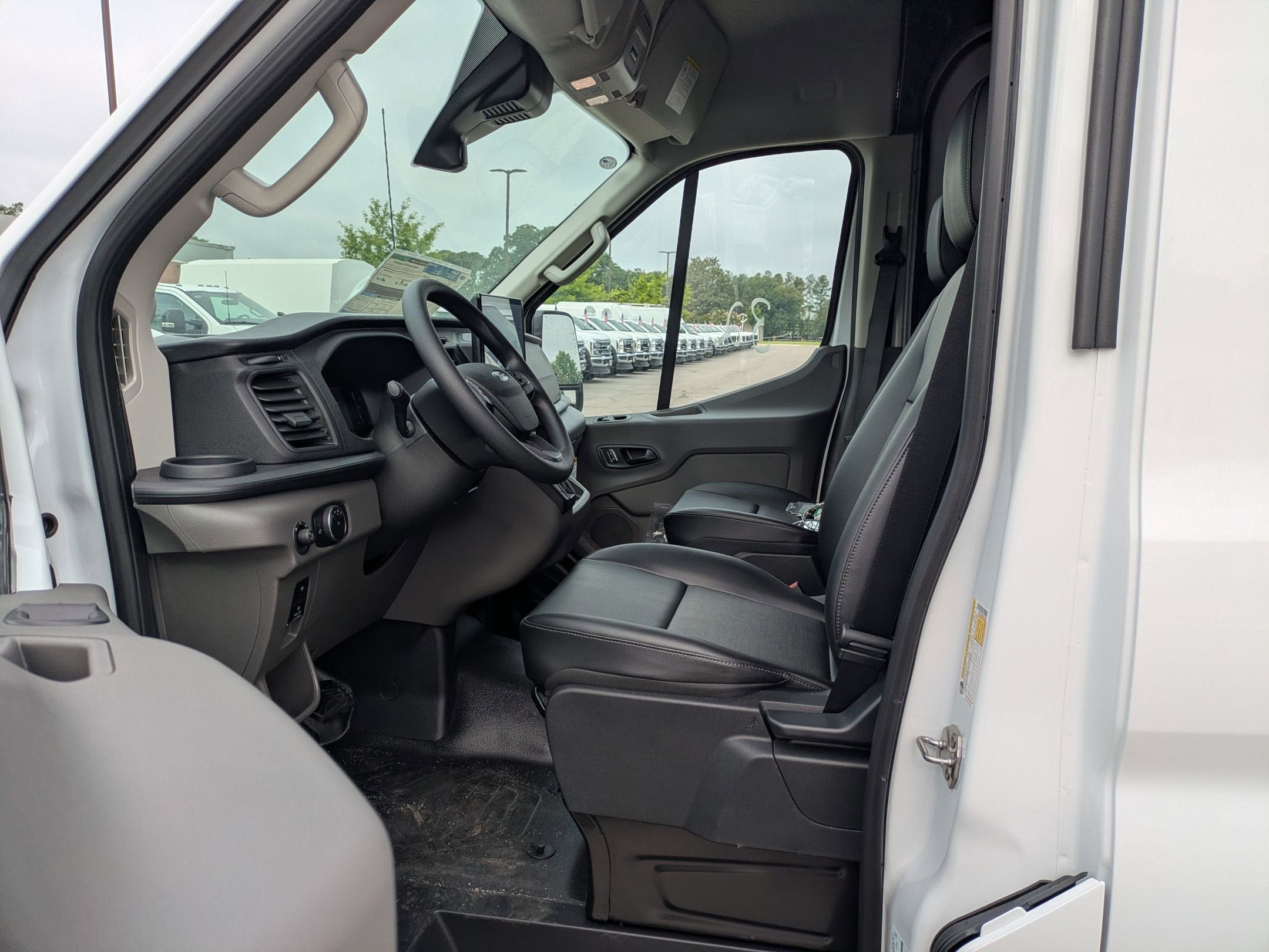 2026 Ford Transit Cargo Van Base
