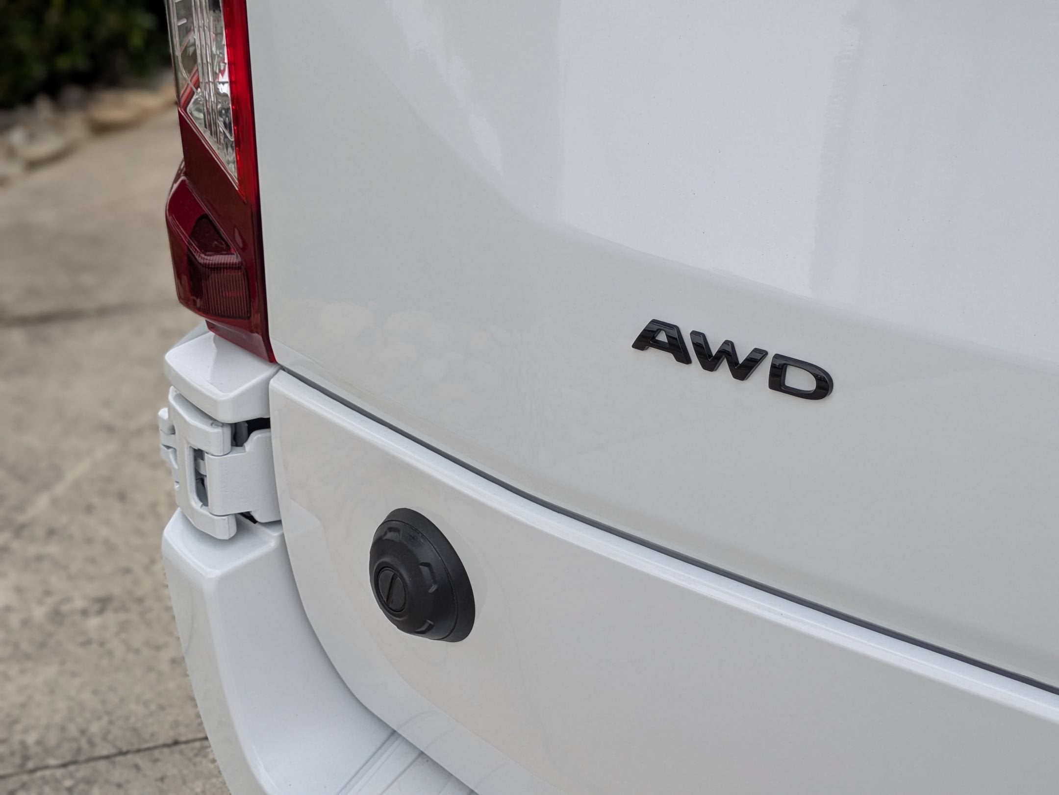 2026 Ford Transit Medium Roof Explorer Conversion 9 Passenger T-250 148" Med Rf 9150 GVWR AWD