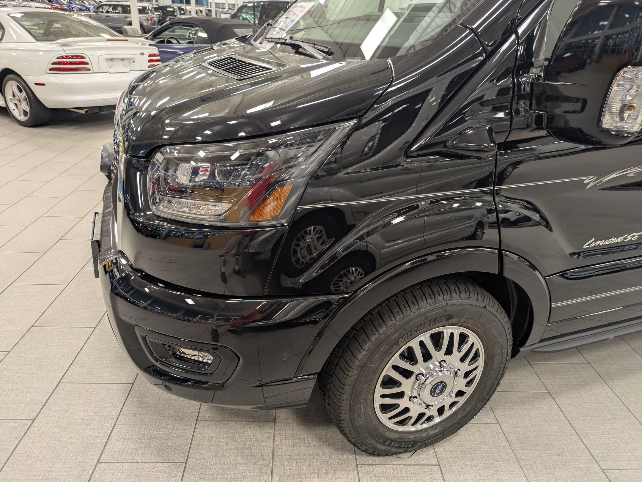 2026 Ford Transit Explorer Conversion 9 Passenger T-250 148" Med Rf 9150 GVWR AWD