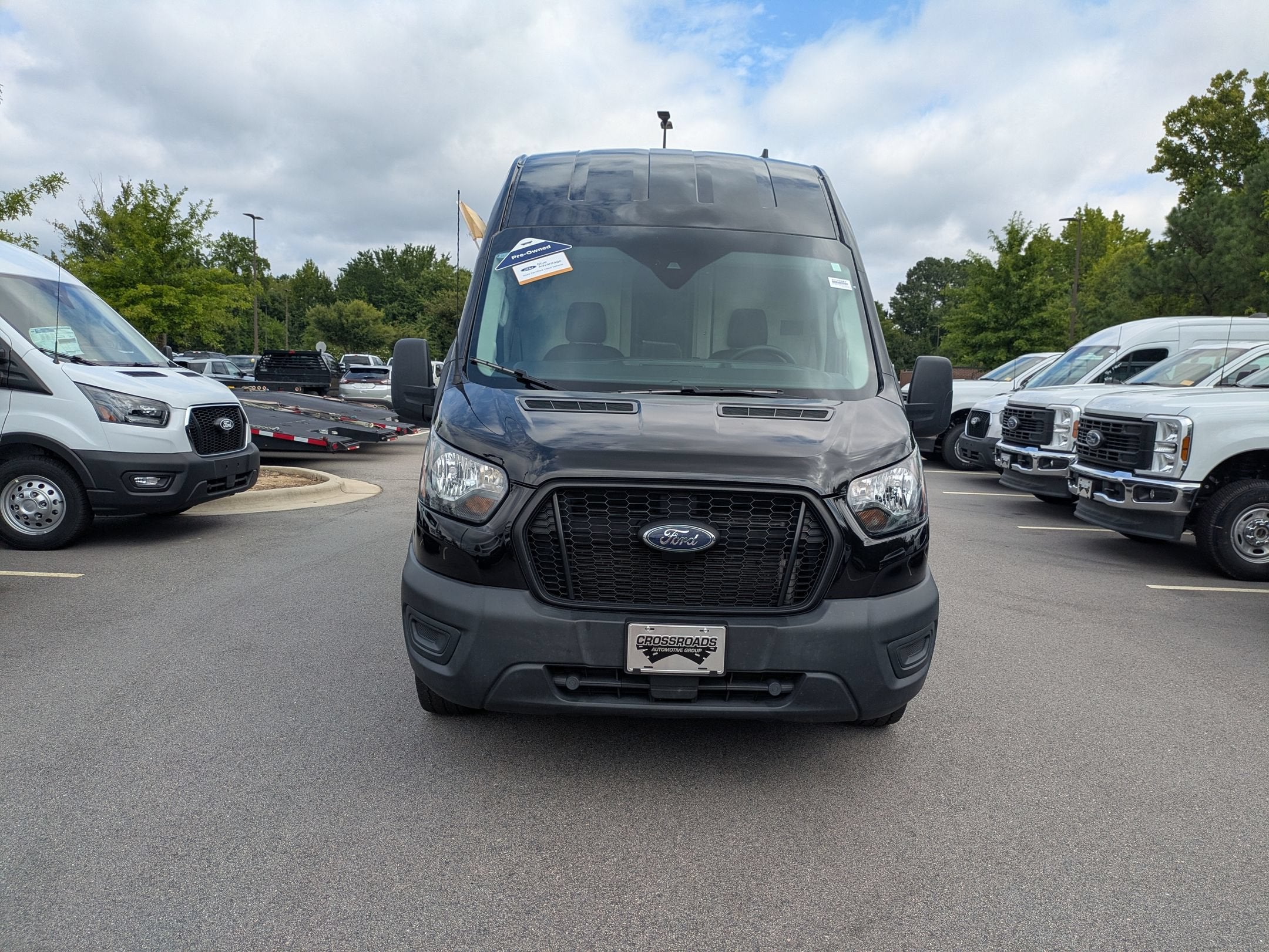 2023 Ford Transit Cargo Van T-250 148" EL Hi Rf 9070 GVWR RWD