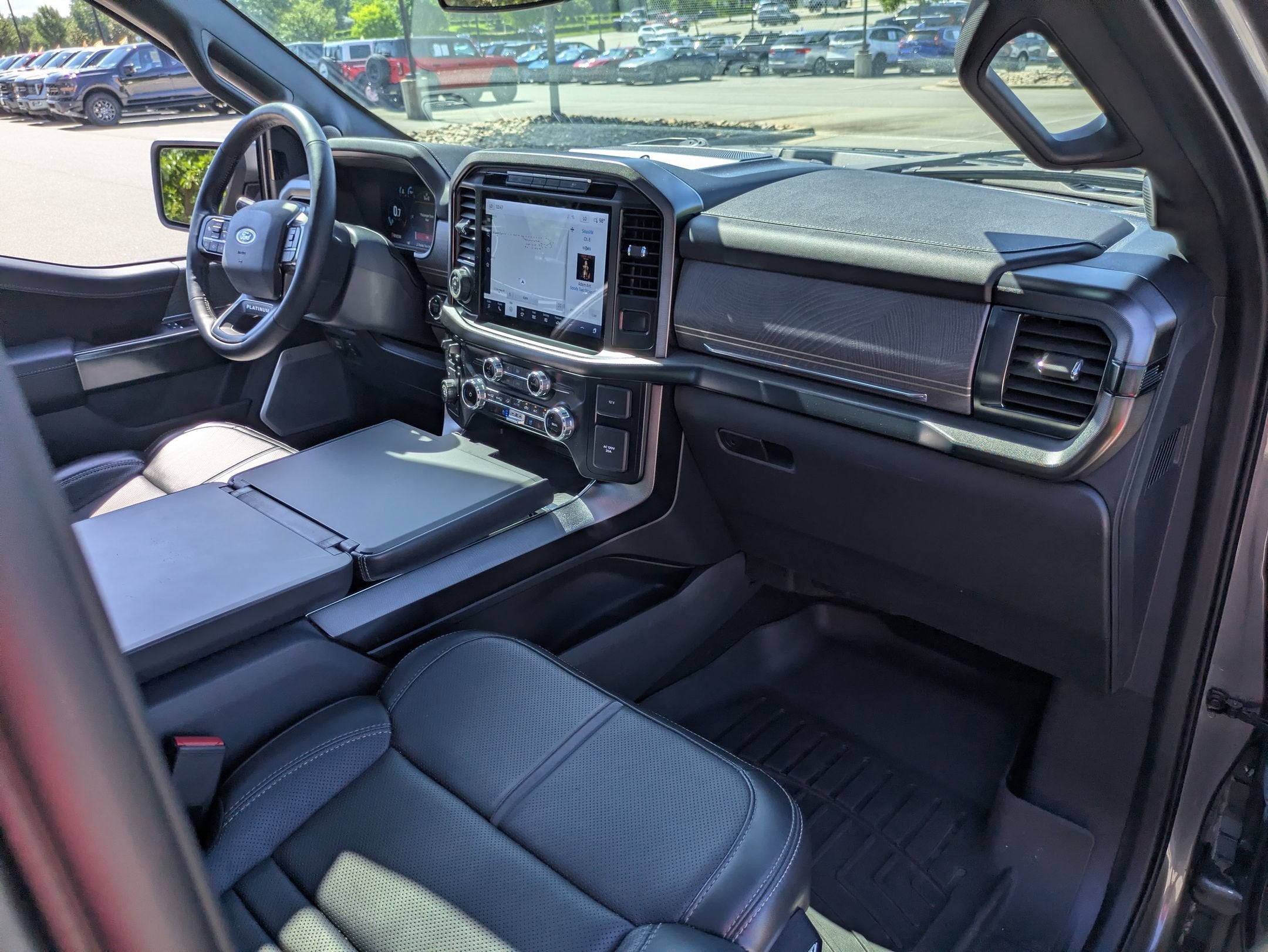 2023 Ford F-150 Platinum