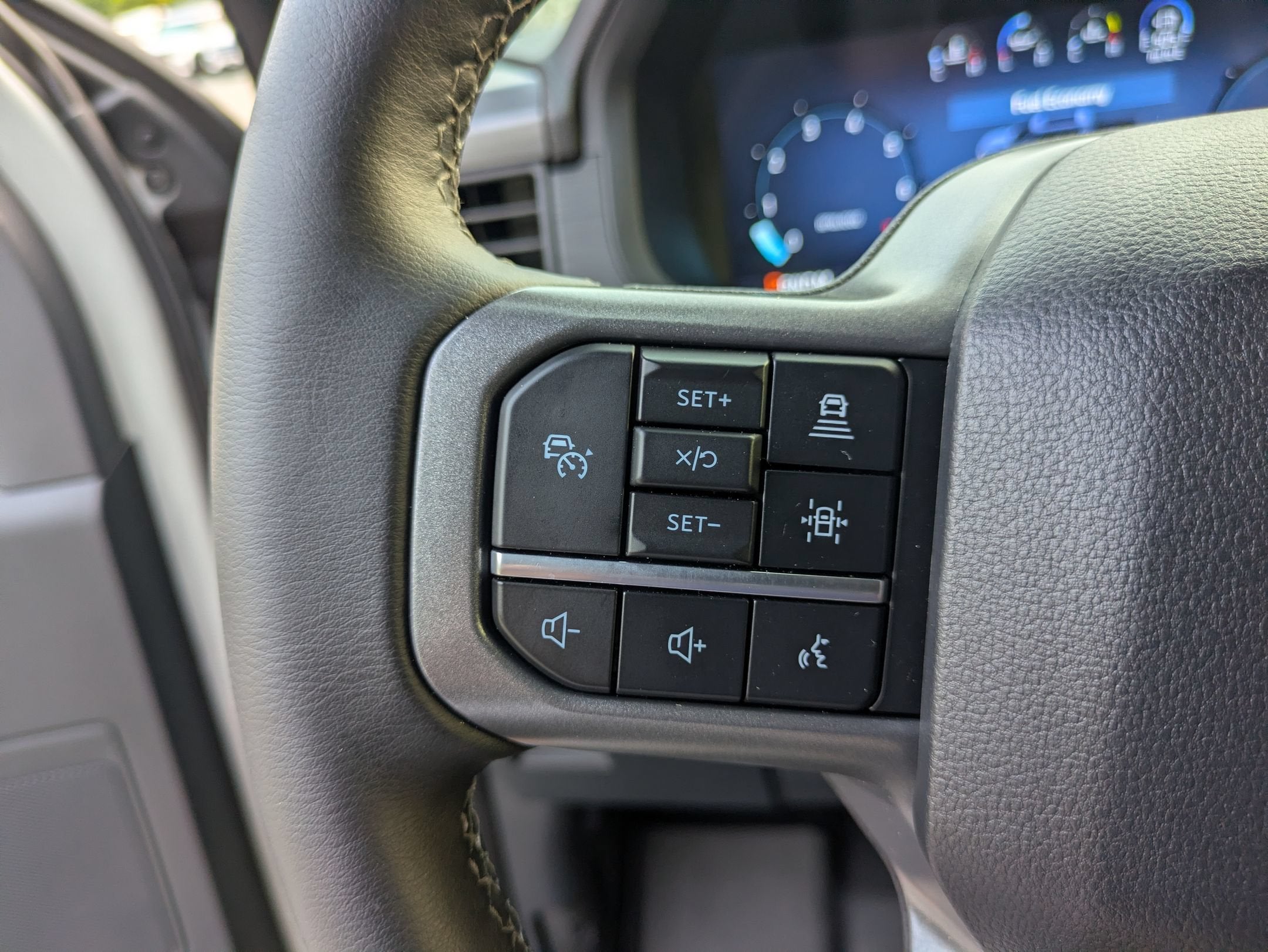 2026 Ford F-150 XLT - Crossroads Courtesy Demo