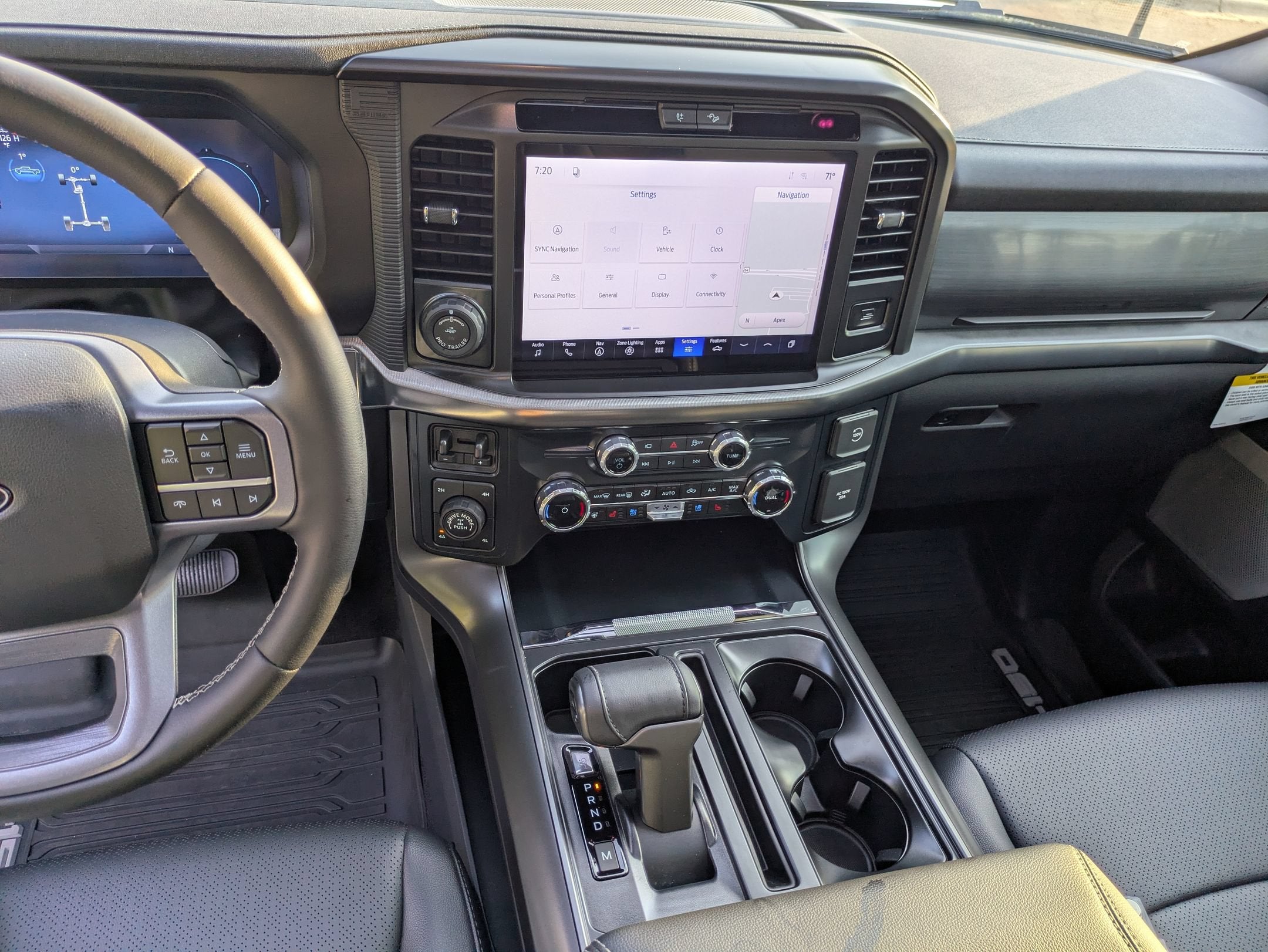 2026 Ford F-150 LARIAT - Crossroads Courtesy Demo