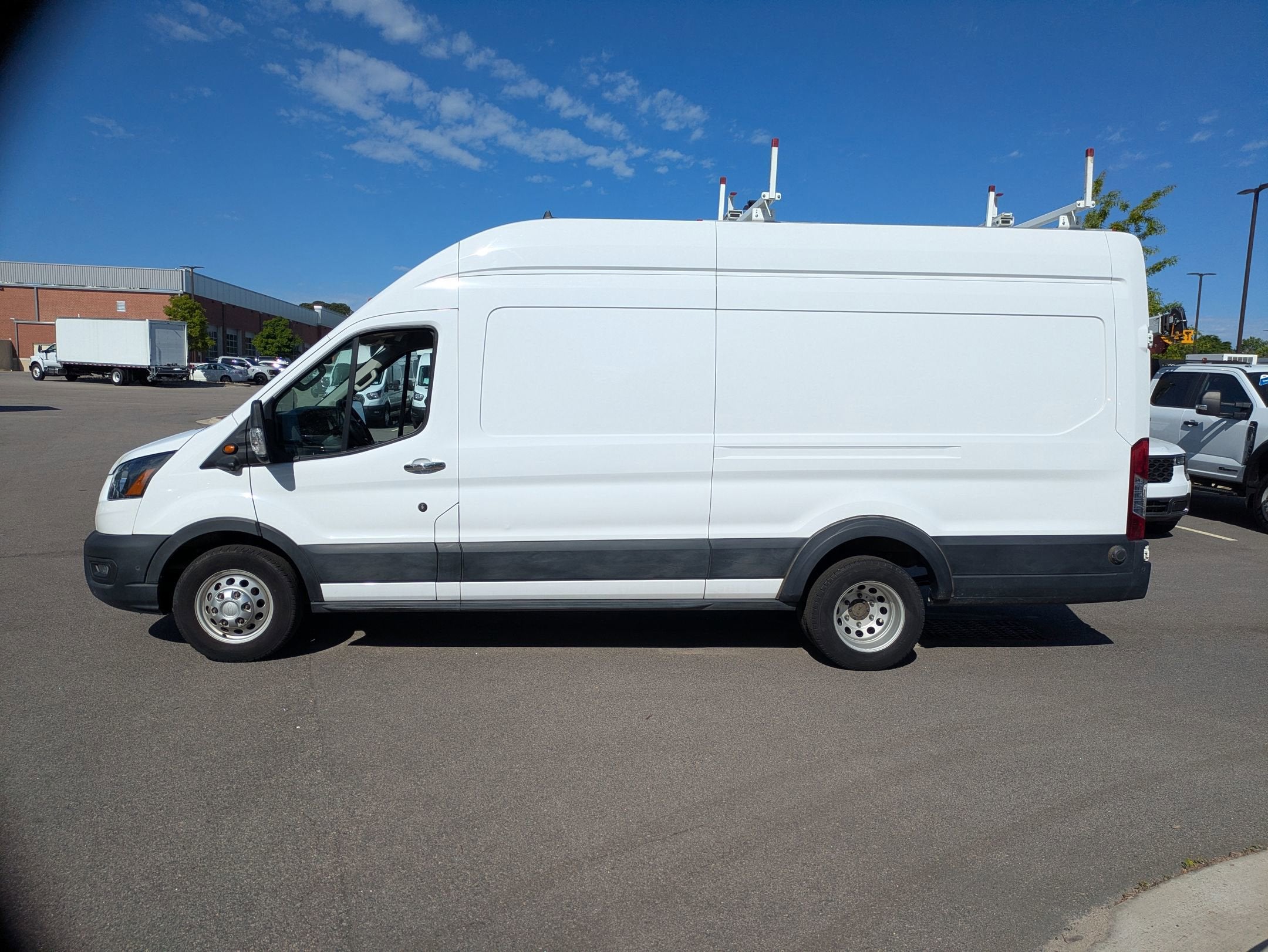 2022 Ford Transit Cargo Van Base