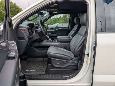 2025 Ford F-150 Lightning LARIAT