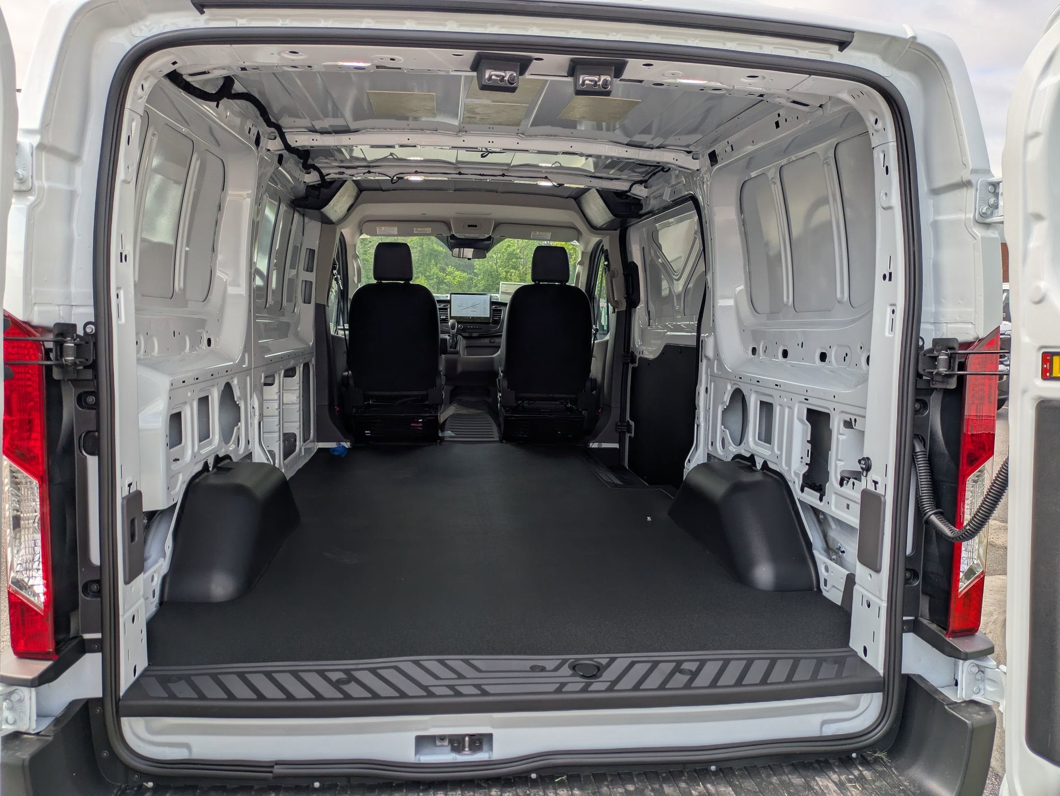 2026 Ford Transit Cargo Van Base