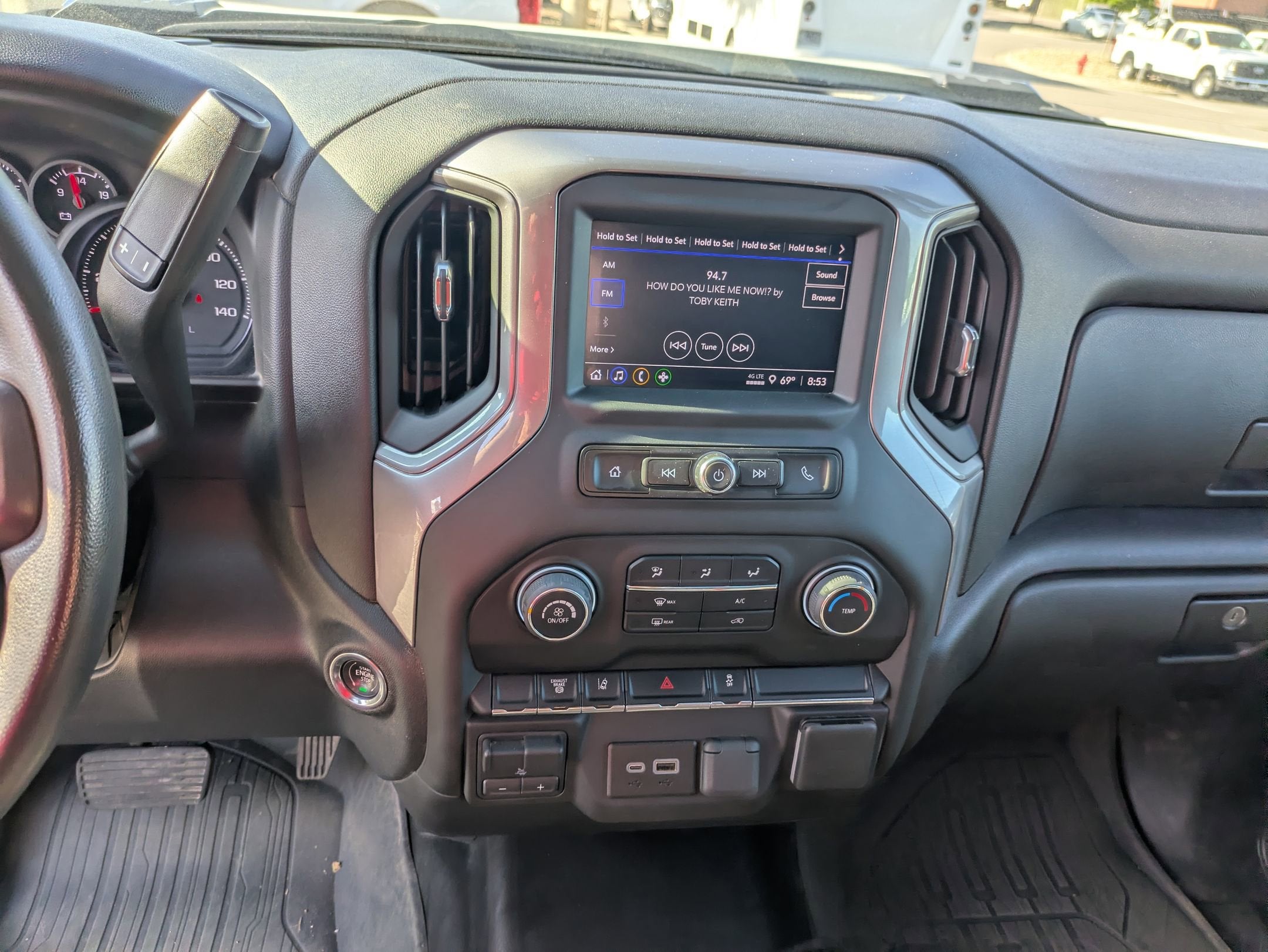 2024 Chevrolet Silverado 3500HD FLATBED DUMP WORK TRUCK