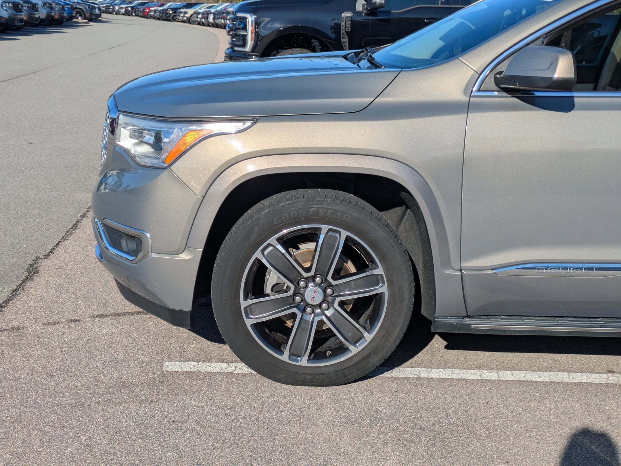 2019 GMC Acadia Denali