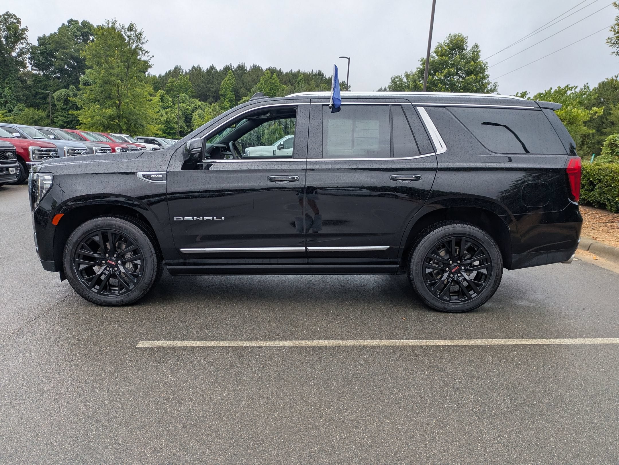 2023 GMC Yukon Denali