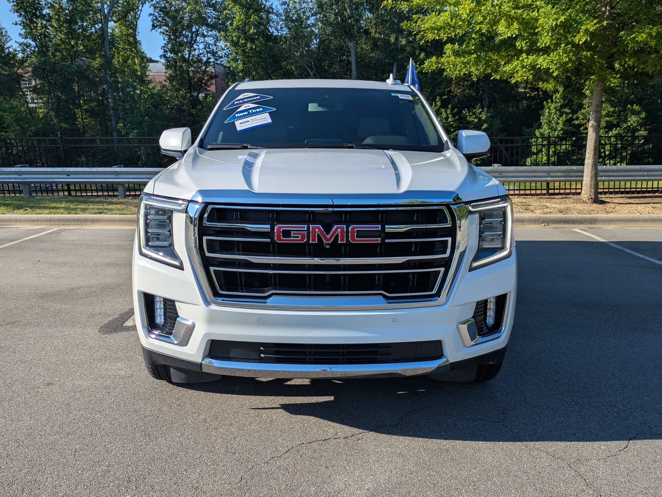 2022 GMC Yukon XL SLT