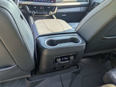 2025 Chevrolet Suburban RST