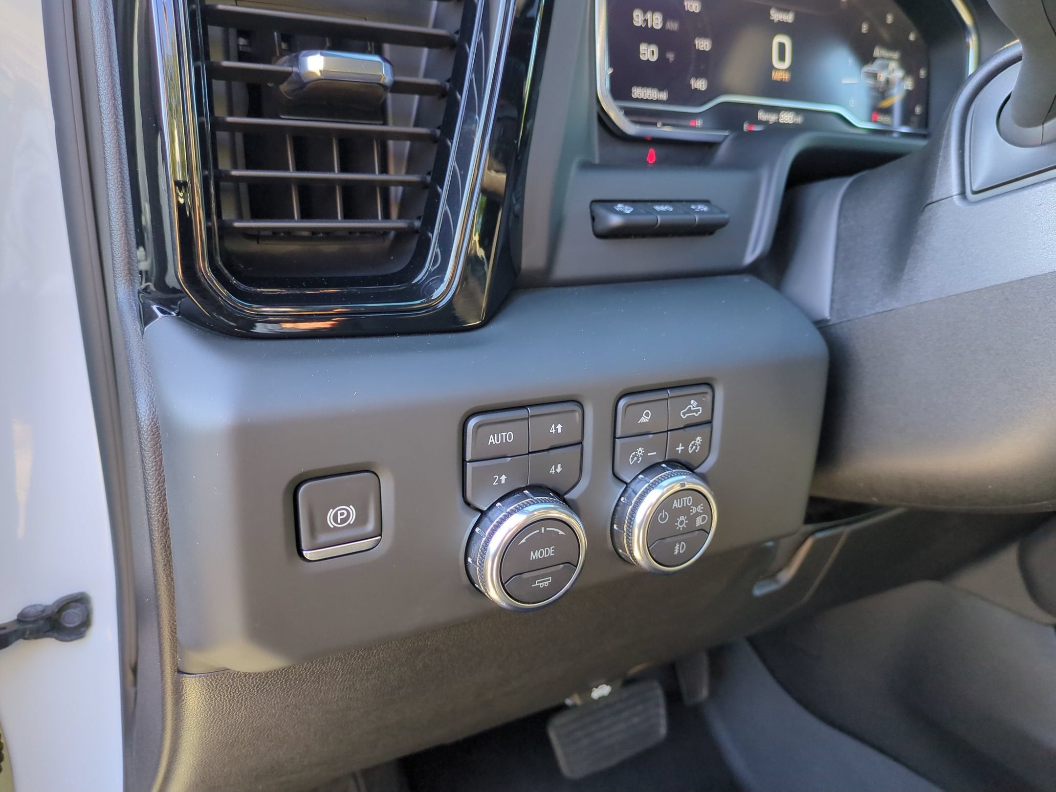 2024 GMC Sierra 2500HD AT4X