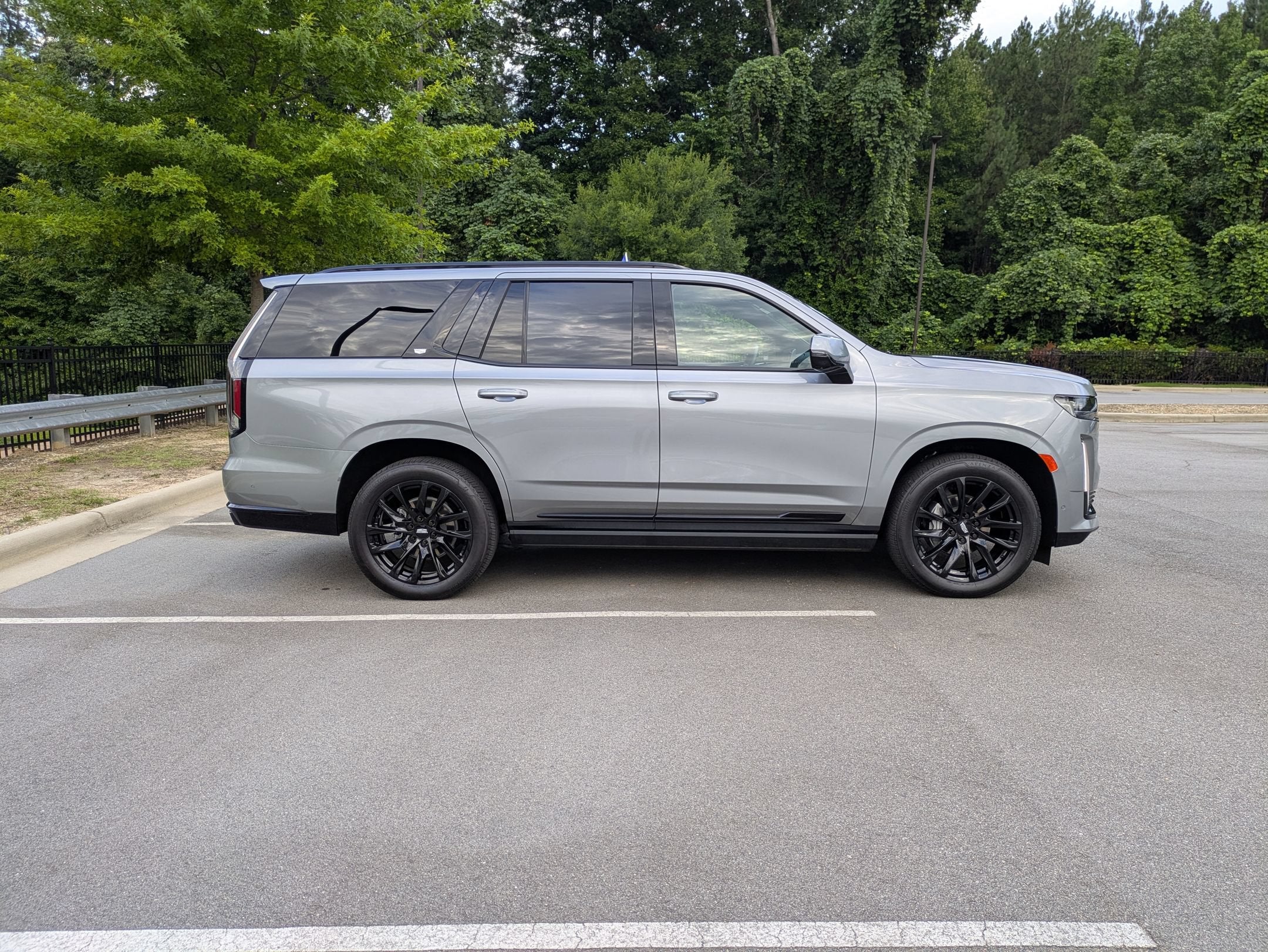 2024 Cadillac Escalade 4WD Sport