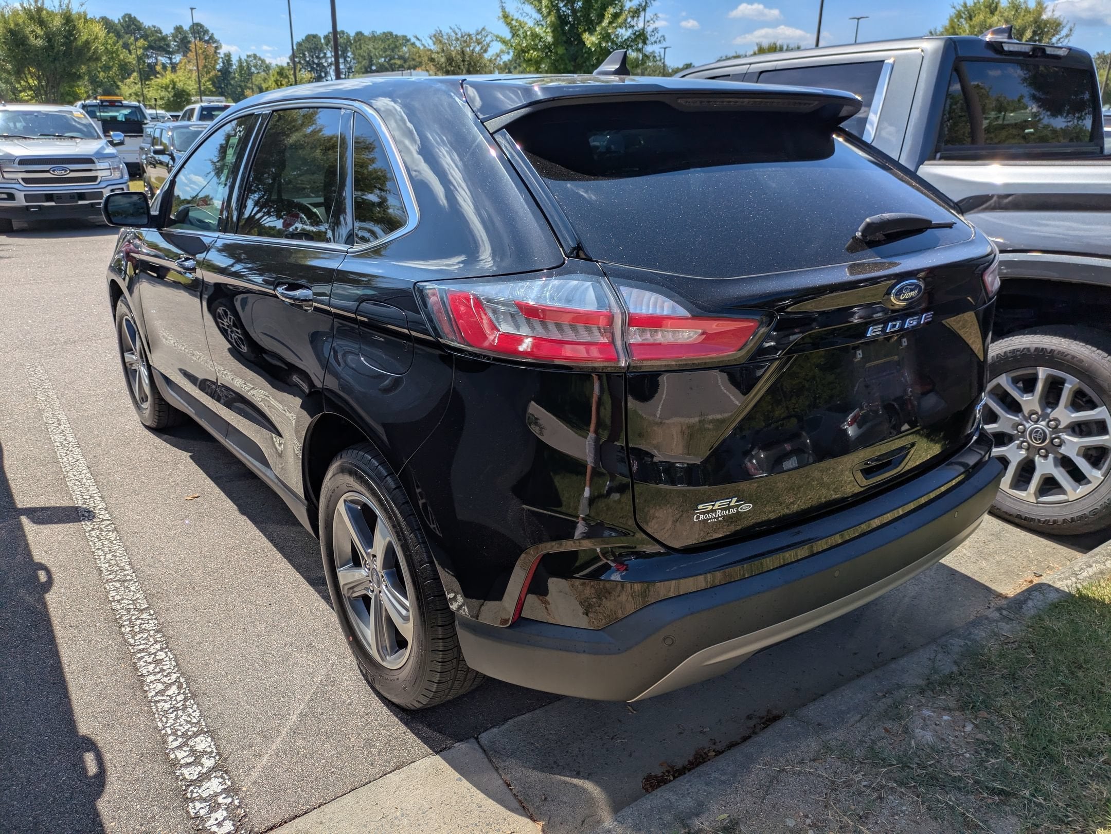 2022 Ford Edge SEL