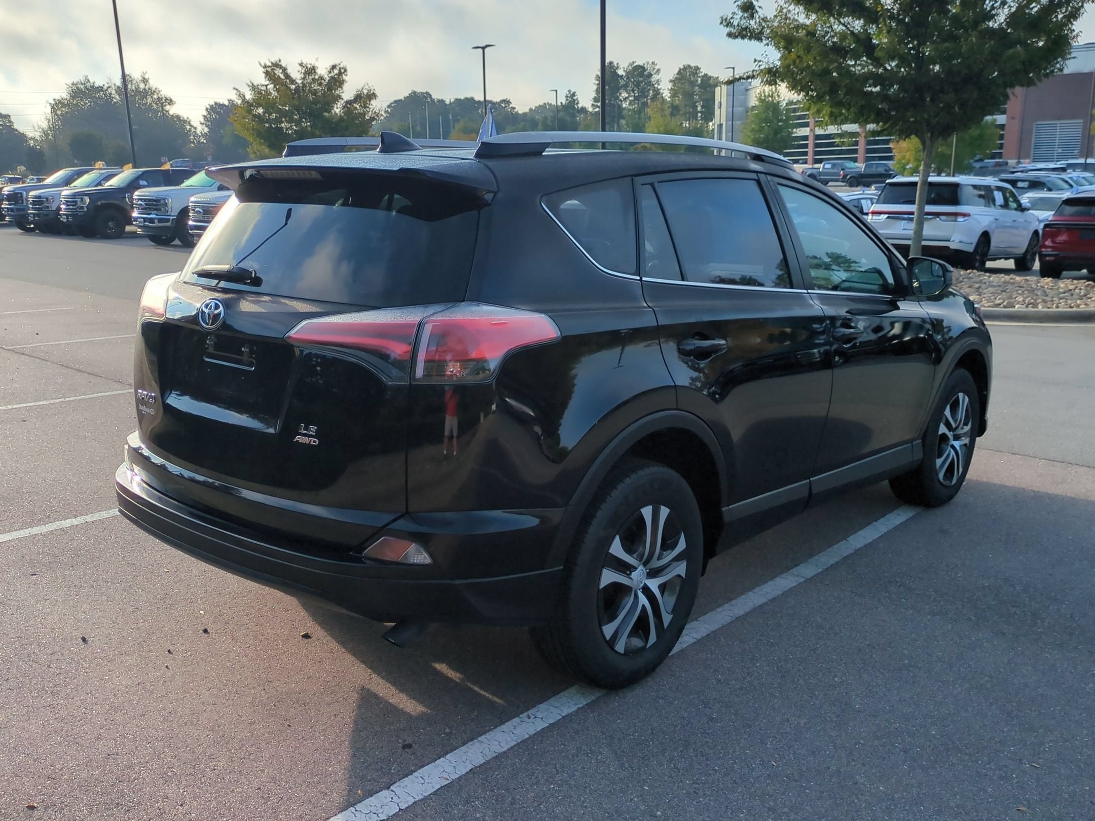 2018 Toyota RAV4 LE