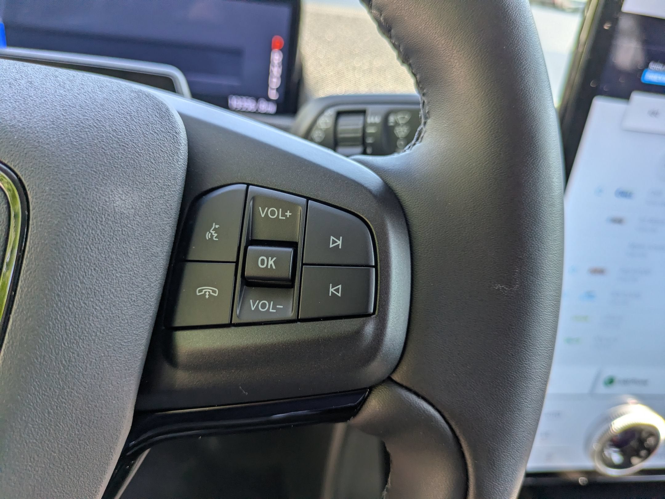 2024 Ford Mustang Mach-E Select