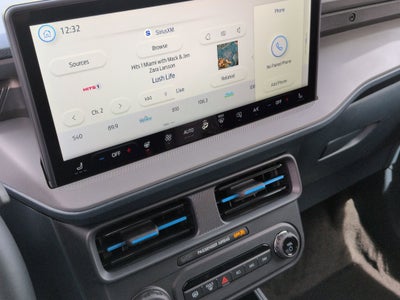 2026 Ford Maverick Lobo High