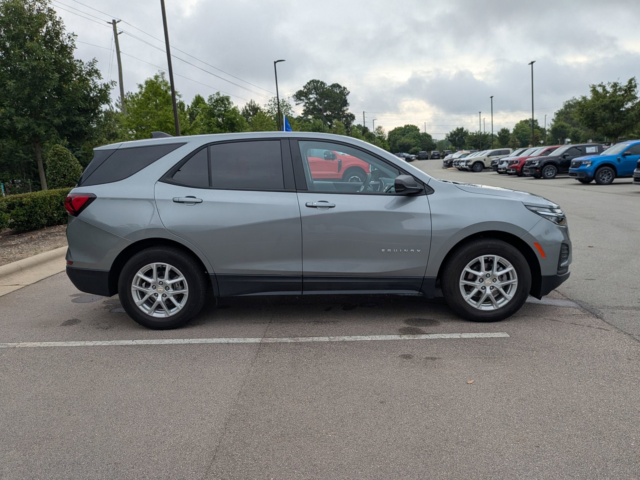 2023 Chevrolet Equinox LS