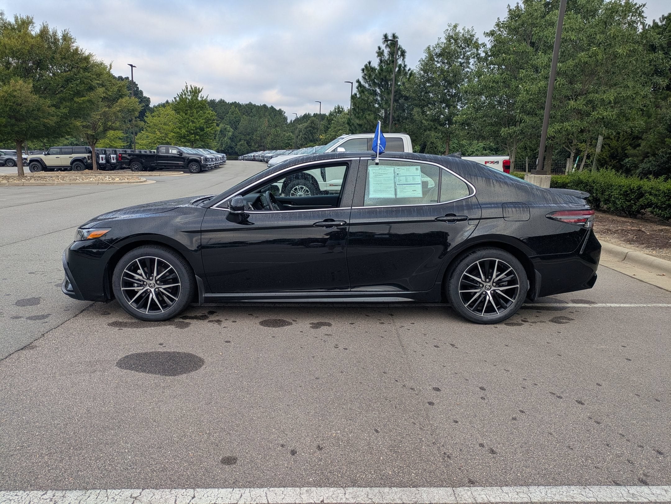 2024 Toyota Camry SE