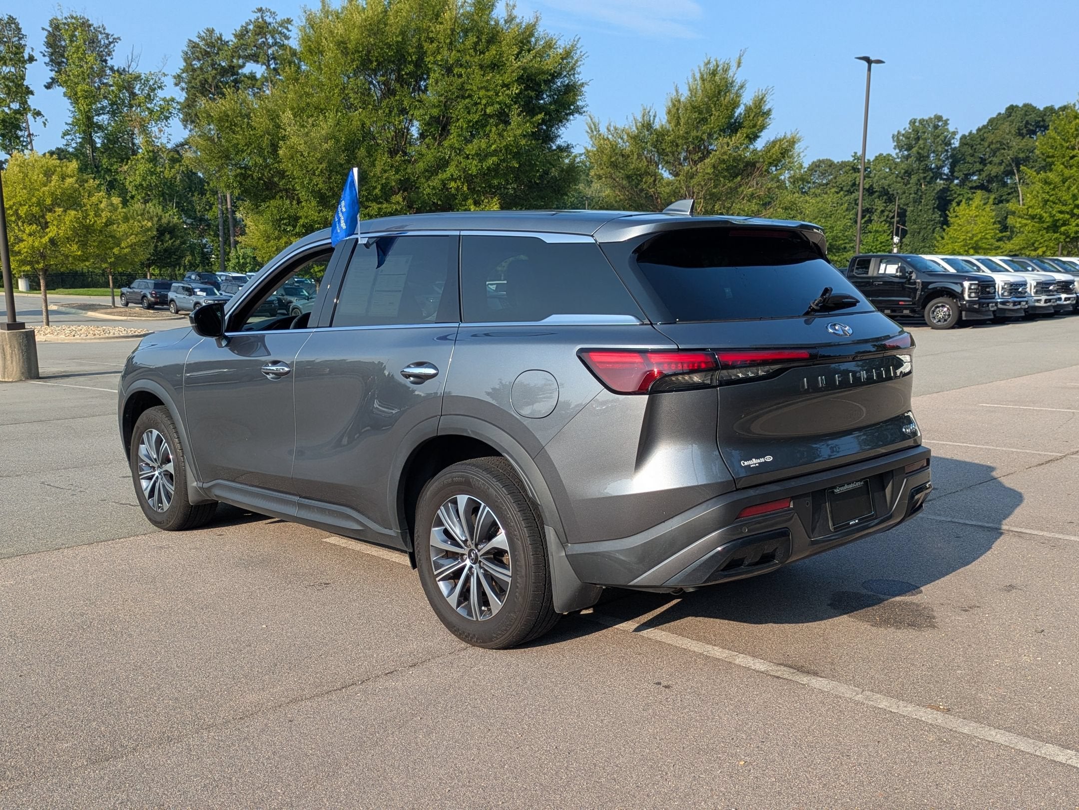 2025 INFINITI QX60 PURE