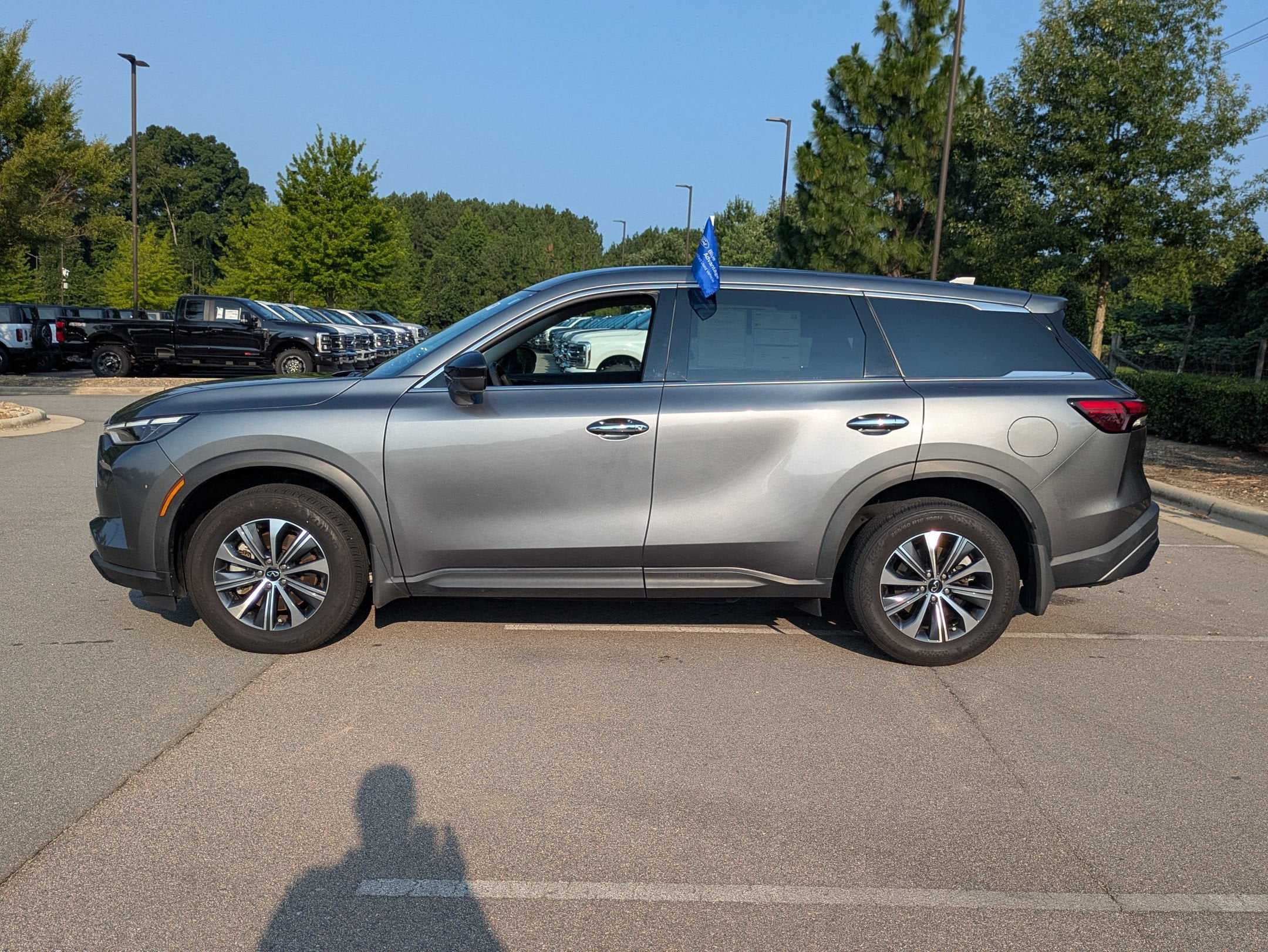 2025 INFINITI QX60 PURE