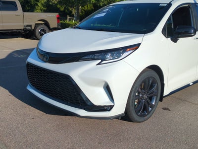 2025 Toyota Sienna XSE