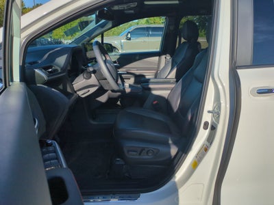 2025 Toyota Sienna XSE