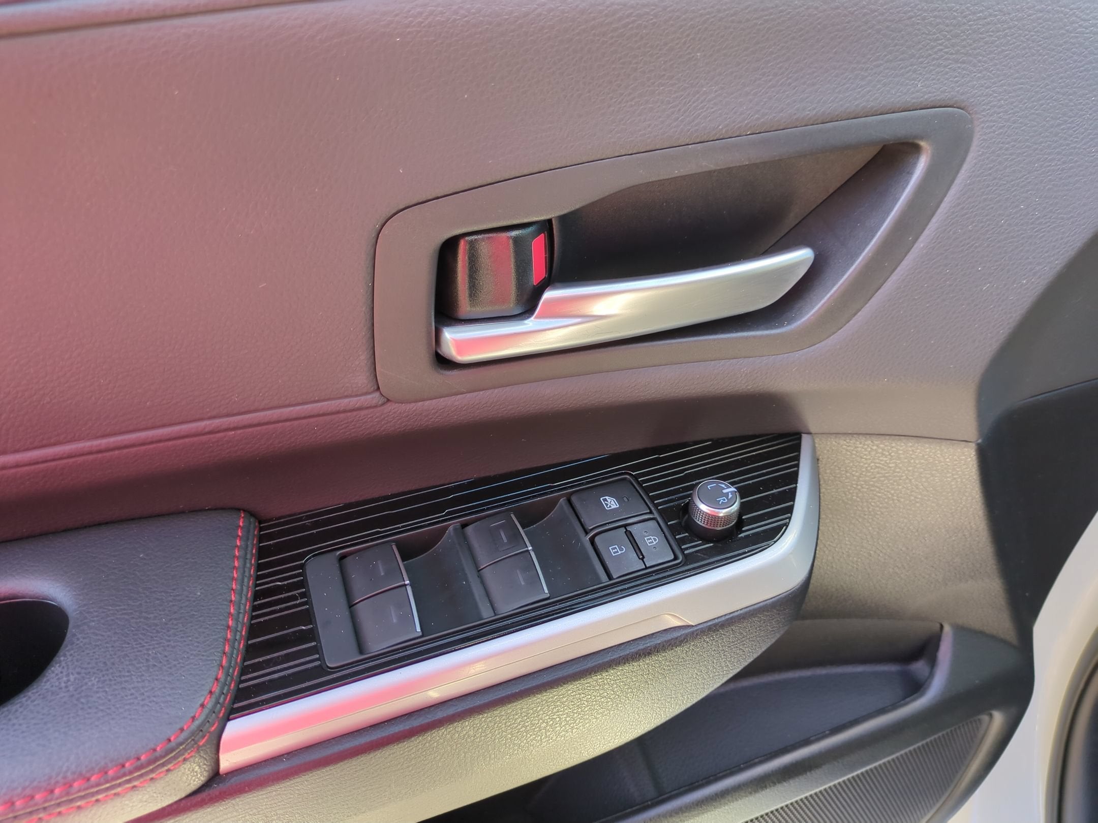 2025 Toyota Sienna XSE