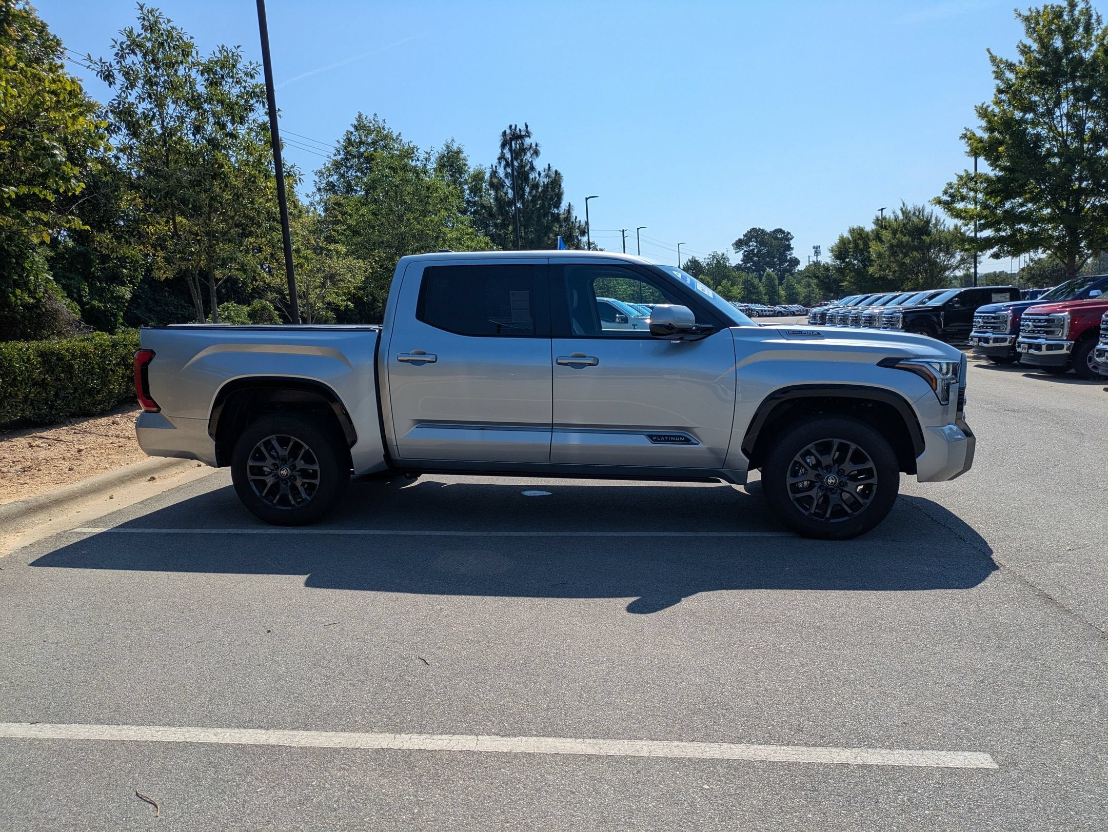 2025 Toyota Tundra 4WD Platinum Hybrid