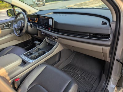 2025 Kia Carnival EX