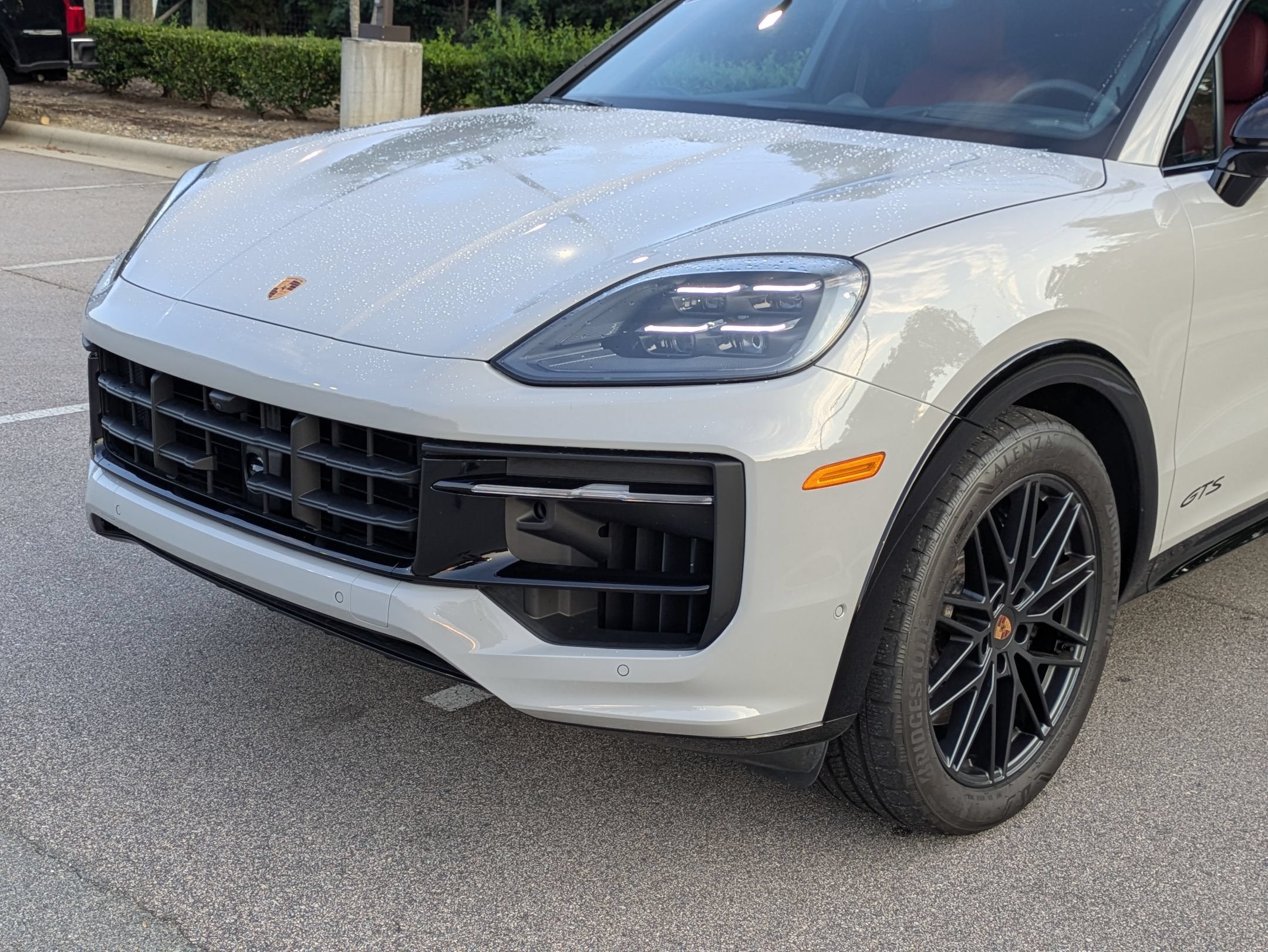 2025 Porsche Cayenne GTS