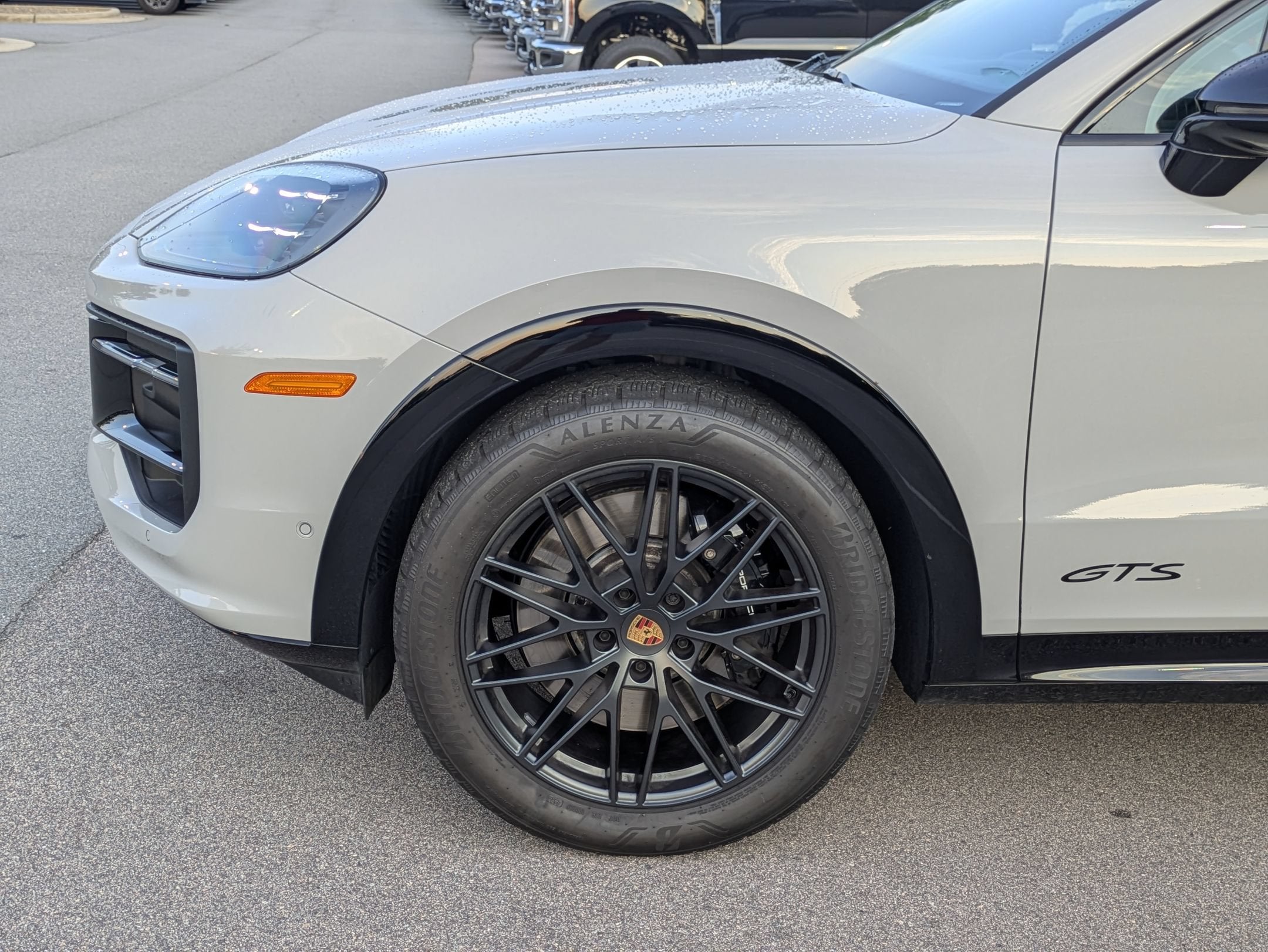 2025 Porsche Cayenne GTS