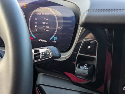 2025 Porsche Cayenne GTS