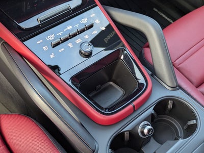 2025 Porsche Cayenne GTS