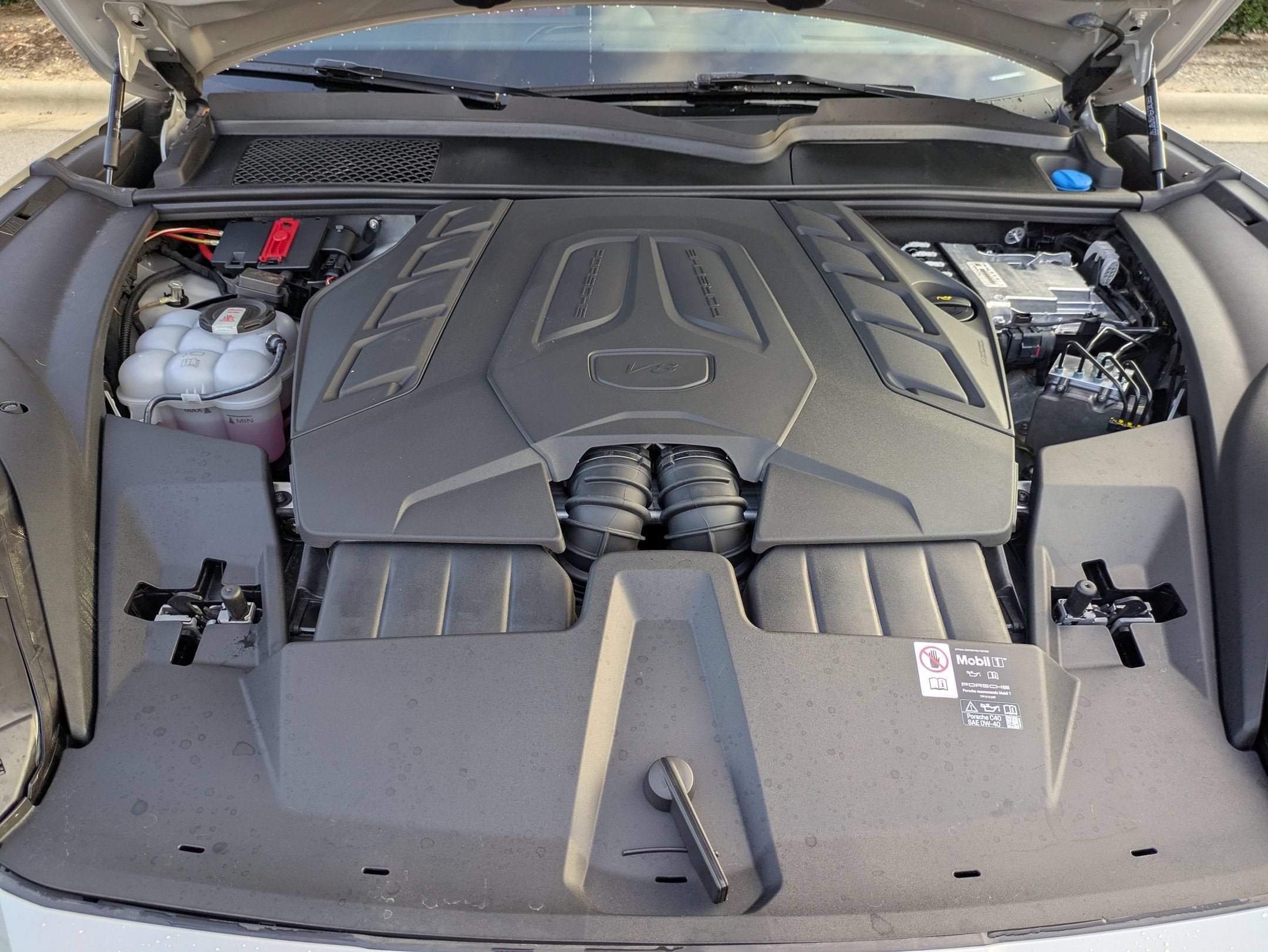 2025 Porsche Cayenne GTS