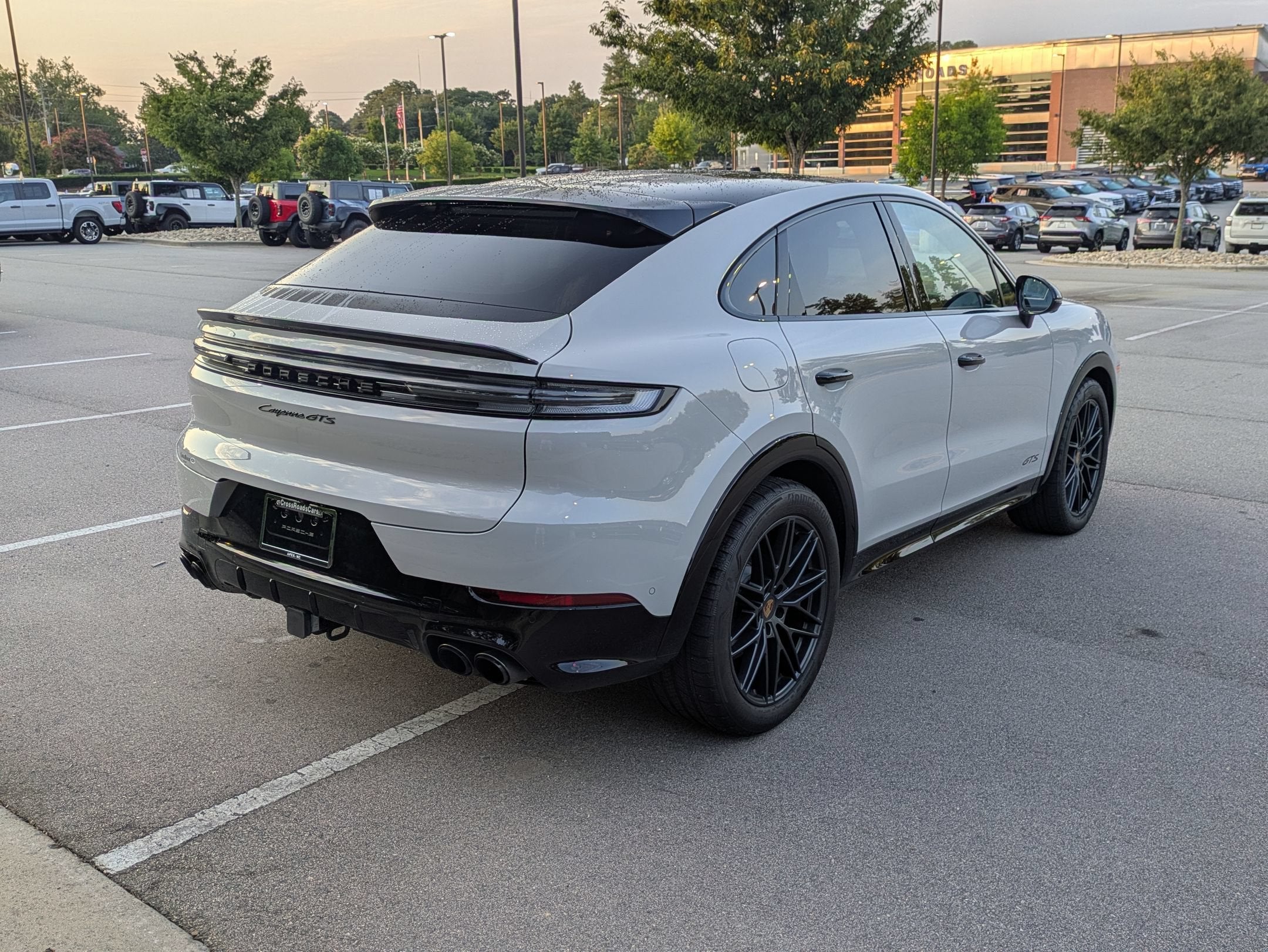 2025 Porsche Cayenne GTS