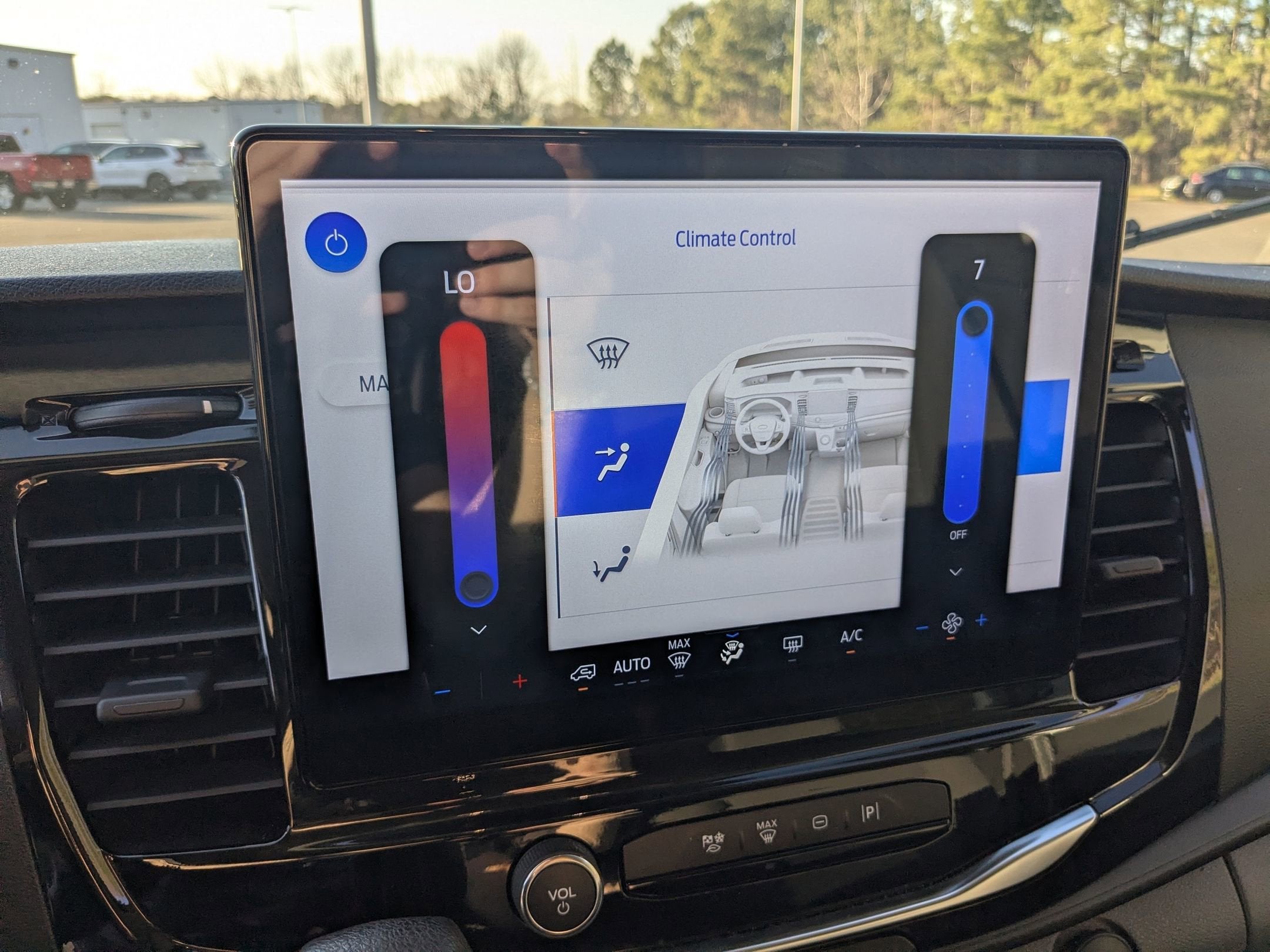 2024 Ford Transit Passenger Wagon XLT