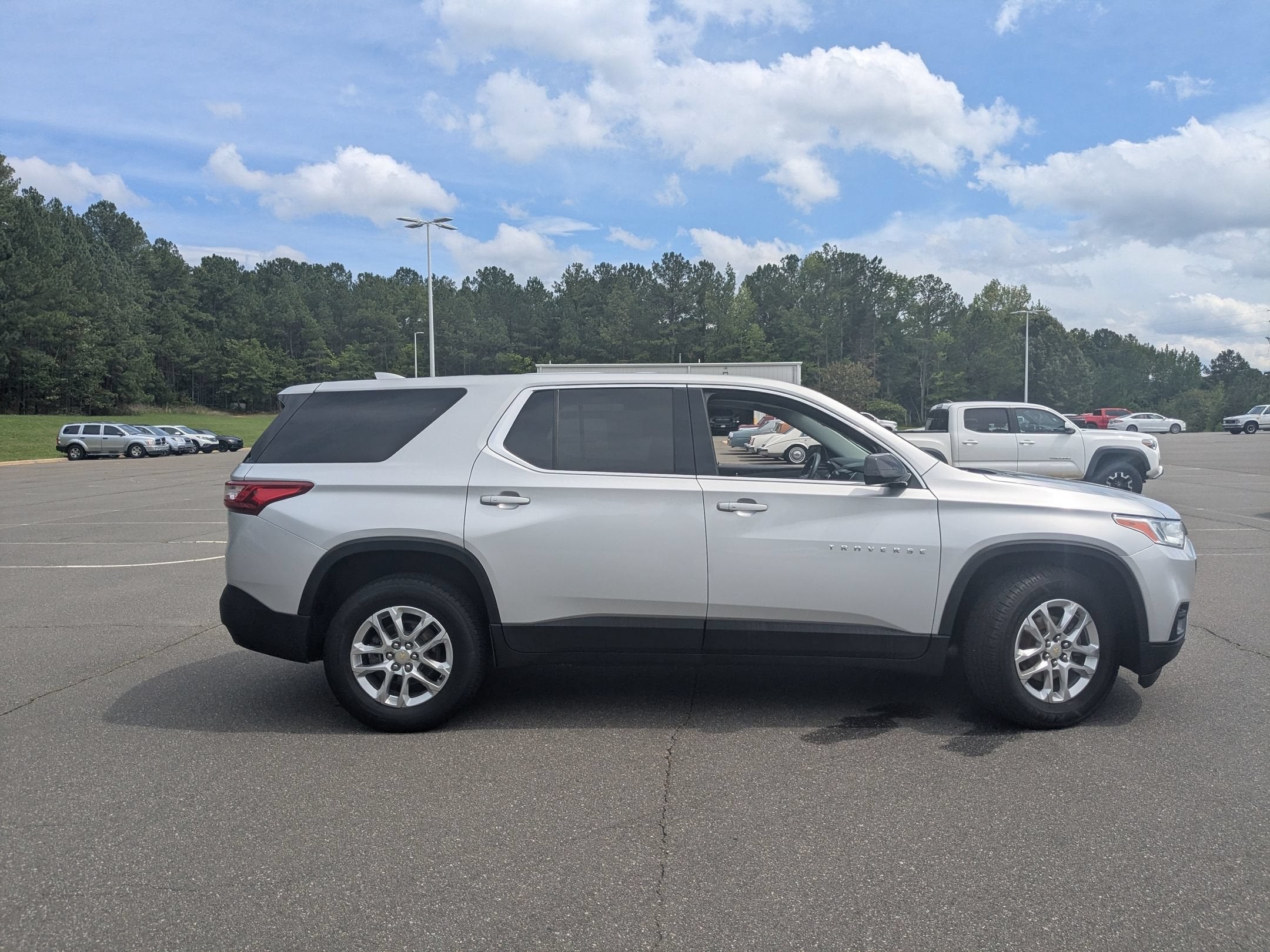 2020 Chevrolet Traverse LS