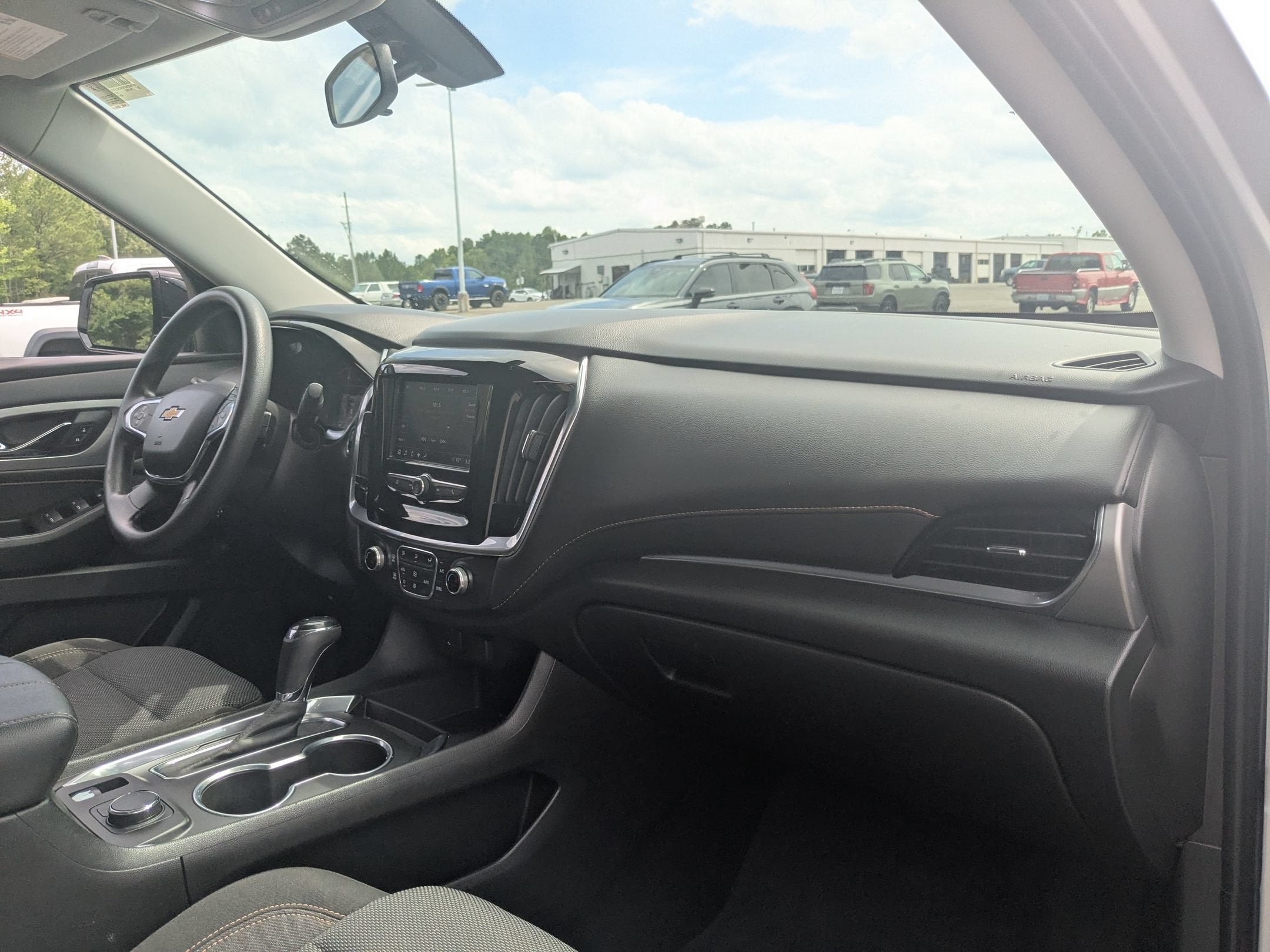 2020 Chevrolet Traverse LS