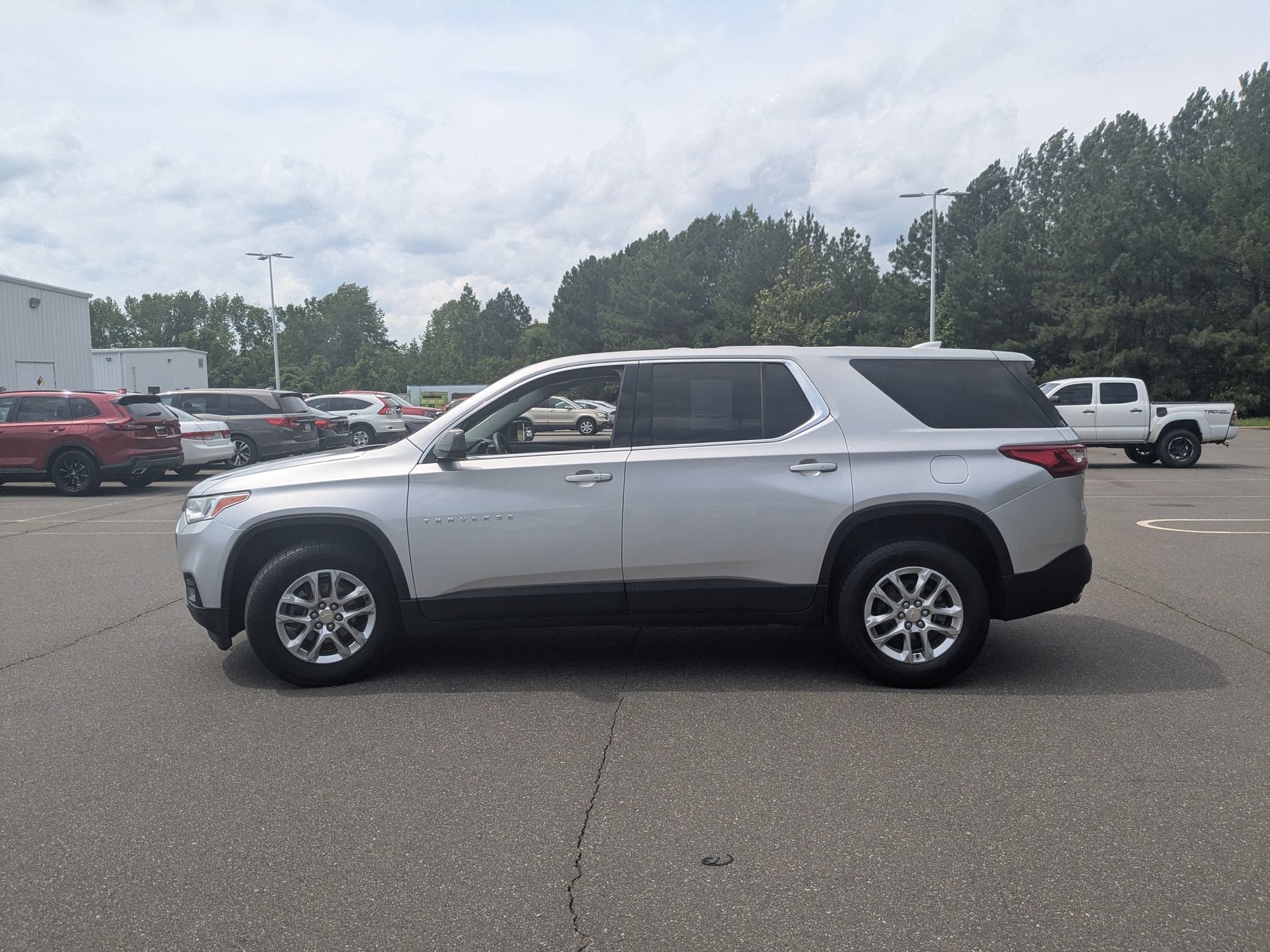 2020 Chevrolet Traverse LS