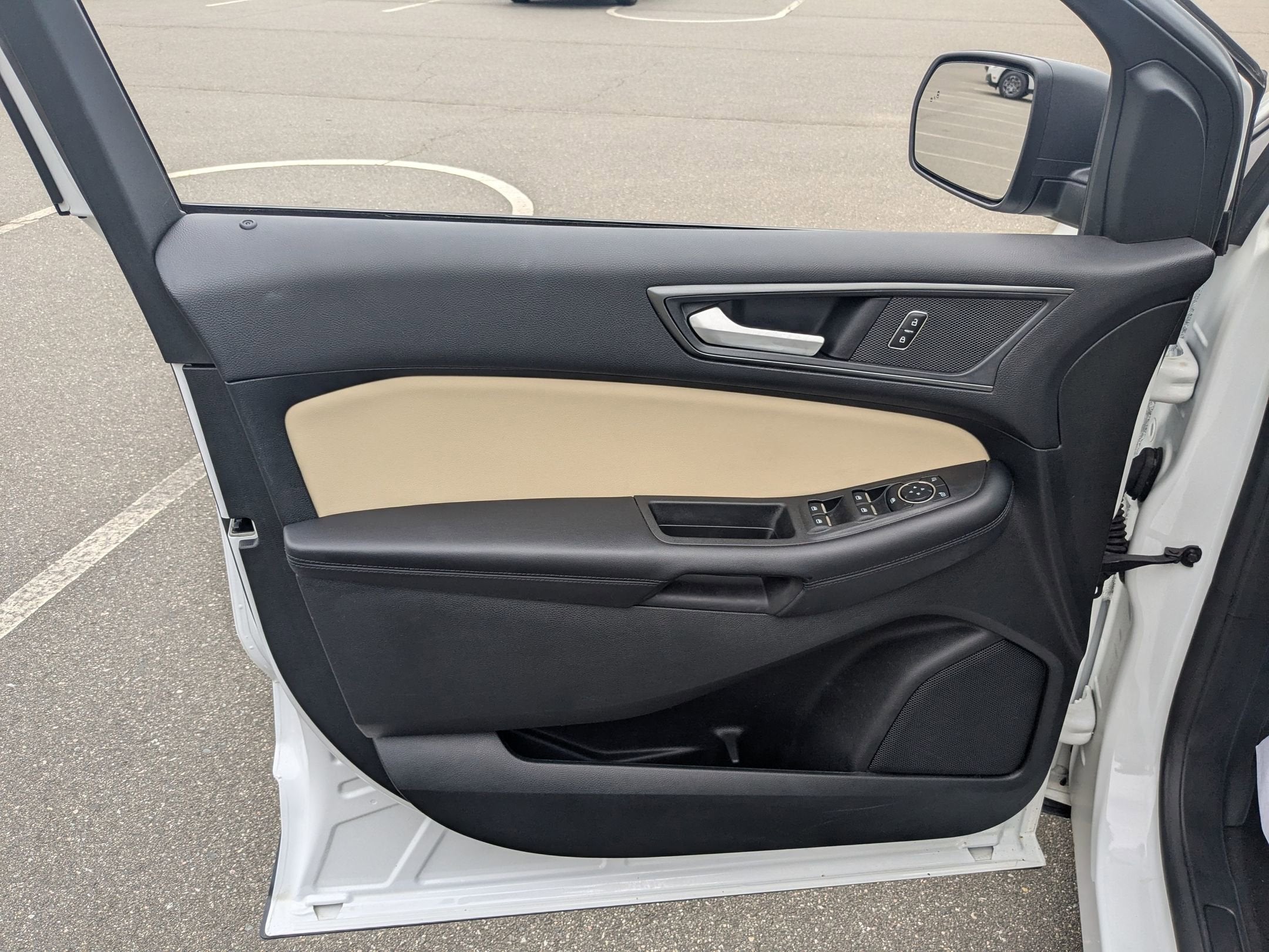 2024 Ford Edge SE