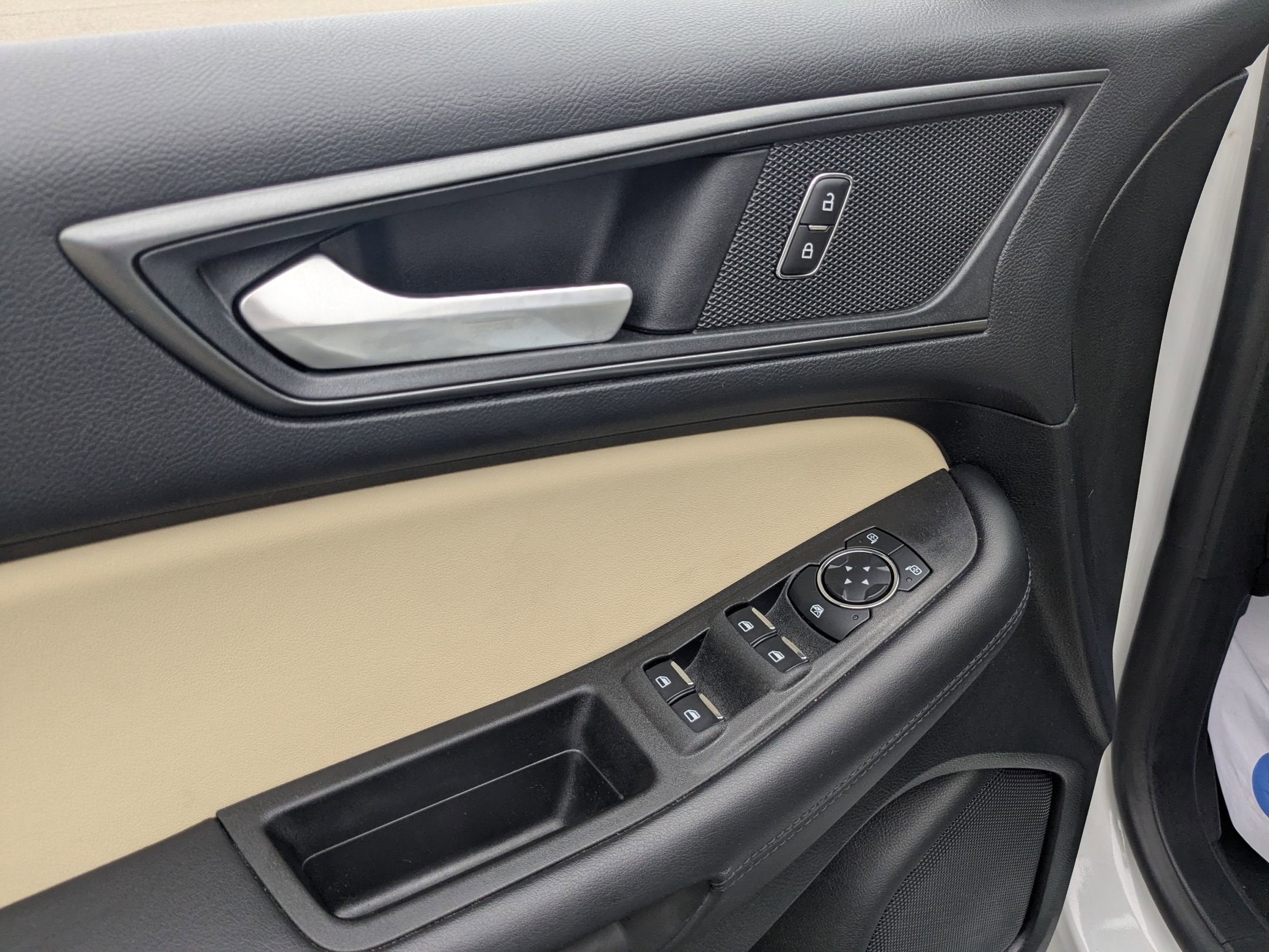 2024 Ford Edge SE